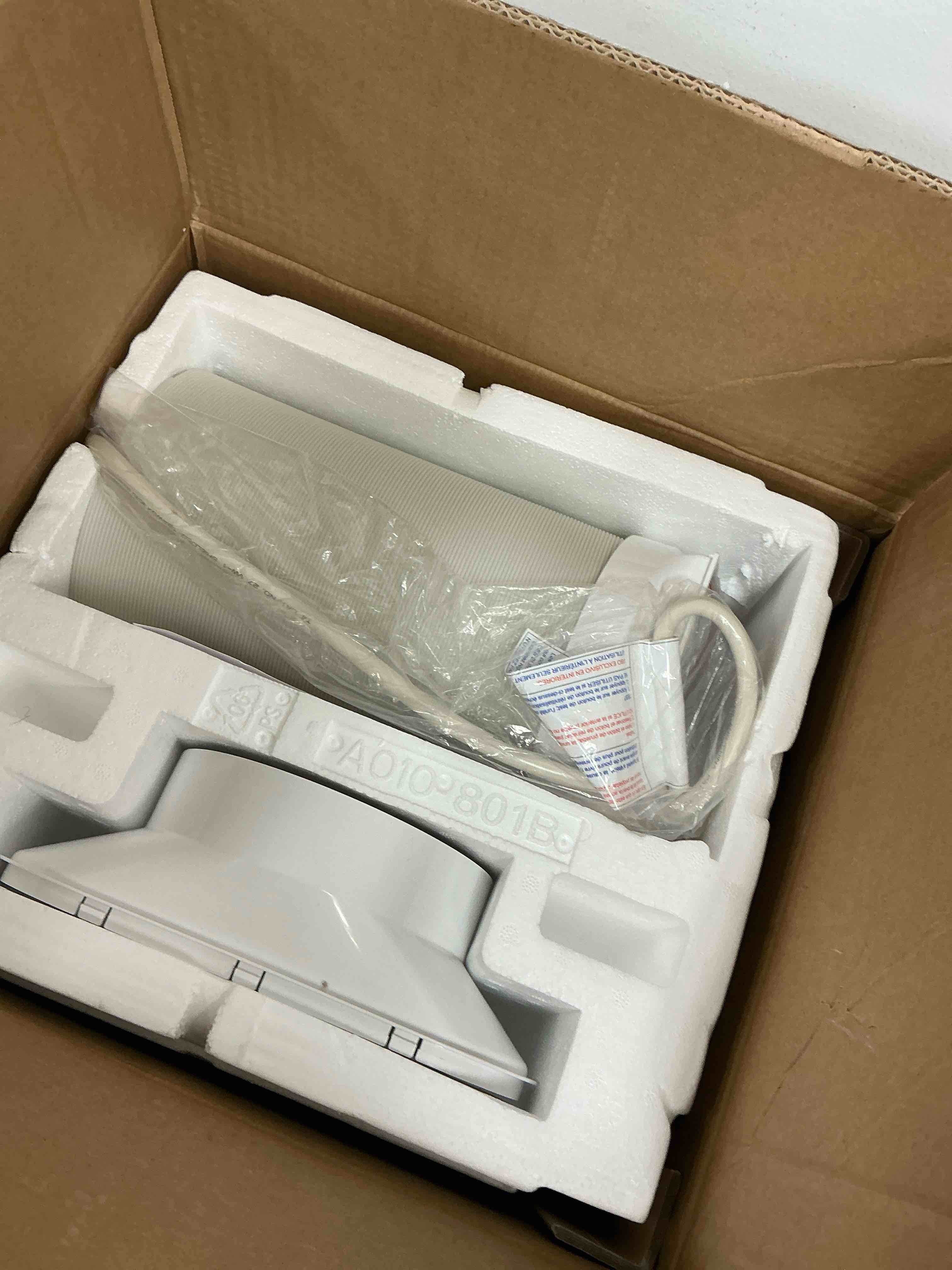 https://s3.amazonaws.com/lotting-images-prod/EmanualPiazza/TEA3575600_1755269328816.jpeg