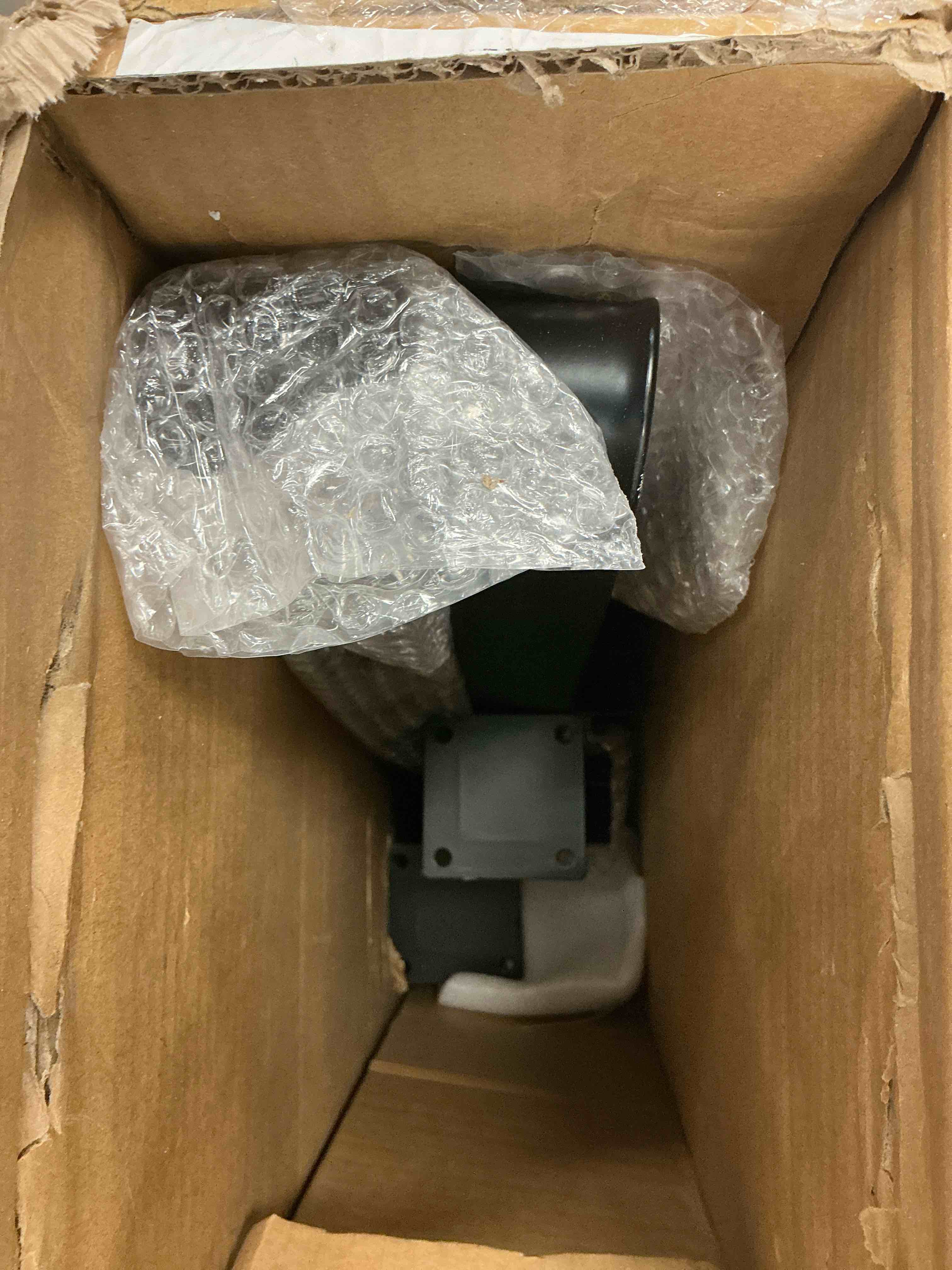 https://s3.amazonaws.com/lotting-images-prod/EmanualPiazza/TEA3575620_1755265987122.jpeg