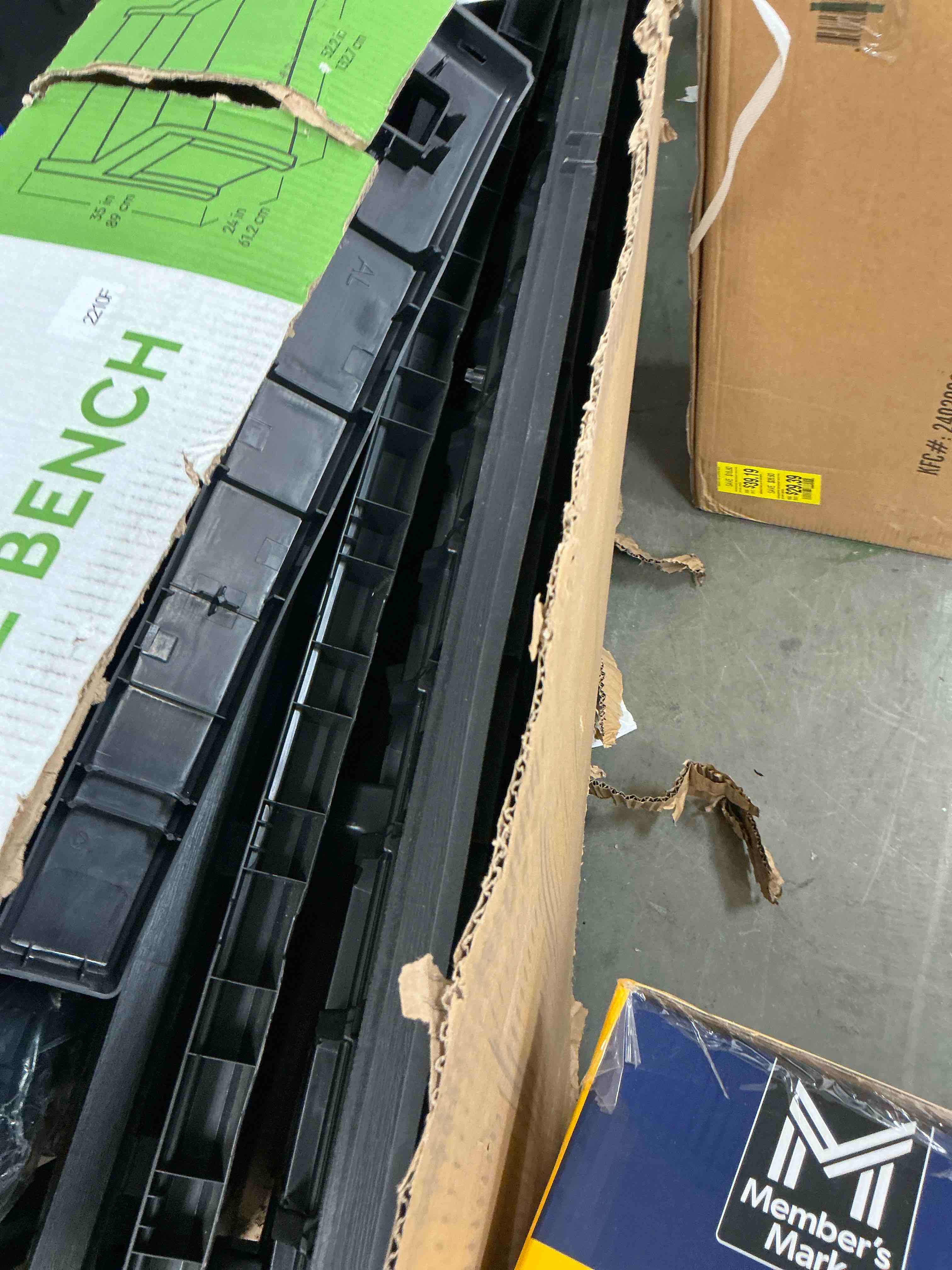 https://s3.amazonaws.com/lotting-images-prod/EmanualPiazza/TEA3575768_1755620174051.jpeg