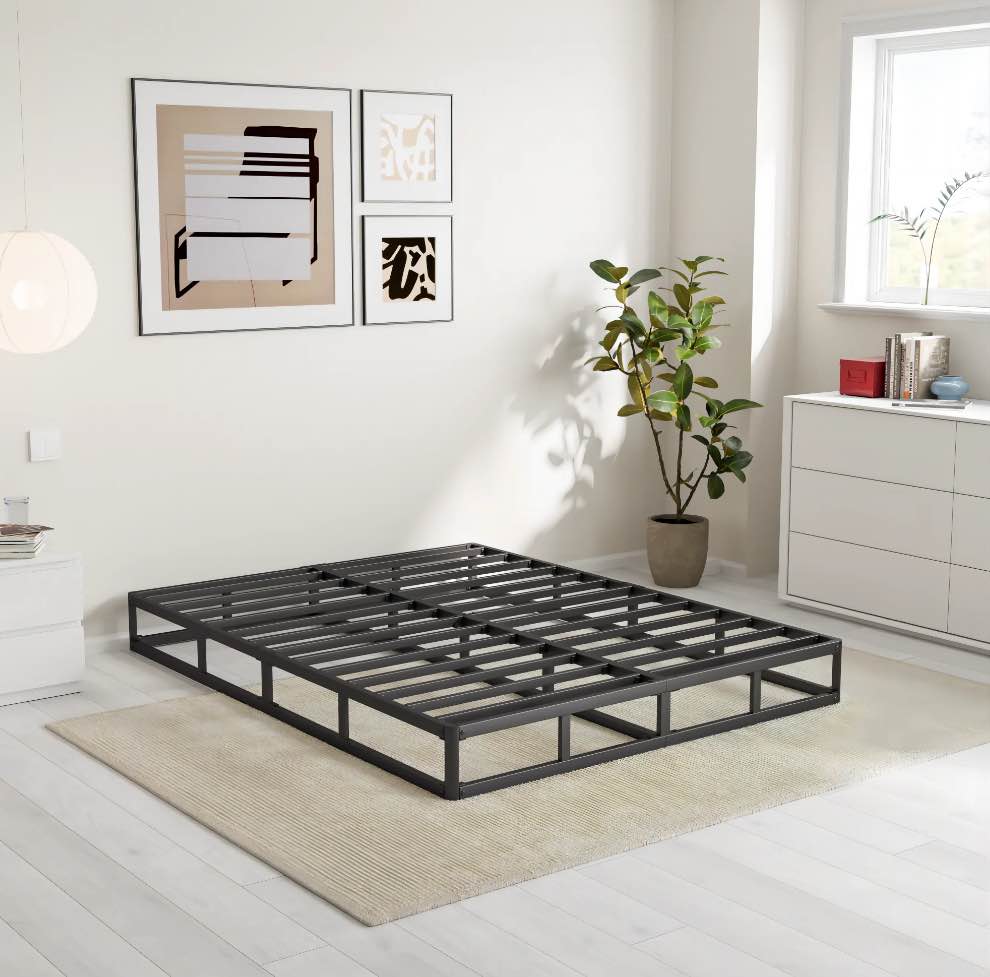 ZIYOO 4 inch Metal Box Spring, Sturdy Mattress Foundation, Easy Assembly, Fabric Cover Included, Queen Size
