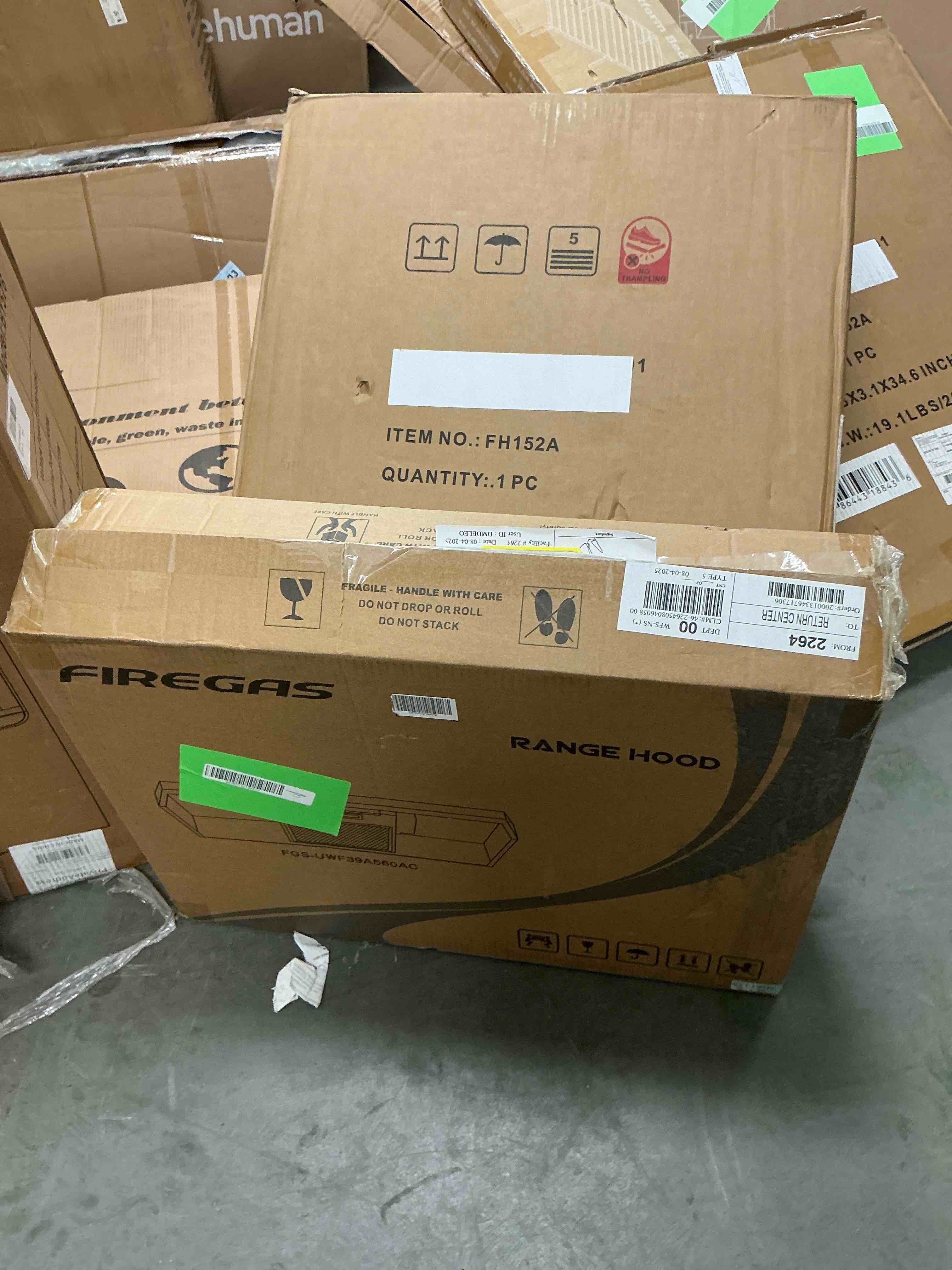 https://s3.amazonaws.com/lotting-images-prod/EmanualPiazza/TEA3576136_1756309557274.jpeg