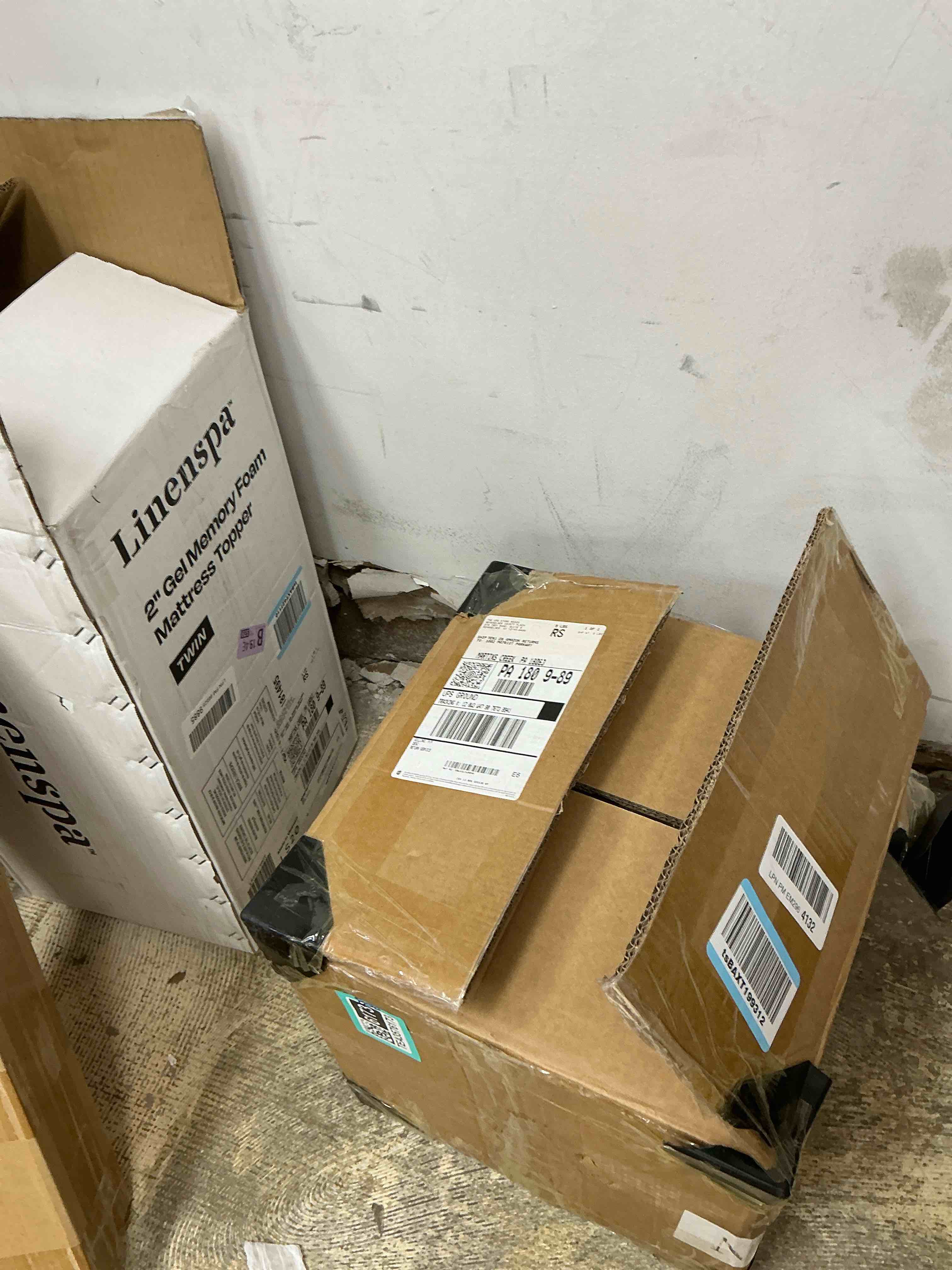 https://s3.amazonaws.com/lotting-images-prod/EmanualPiazza/TEA3576173_1756558650567.jpeg