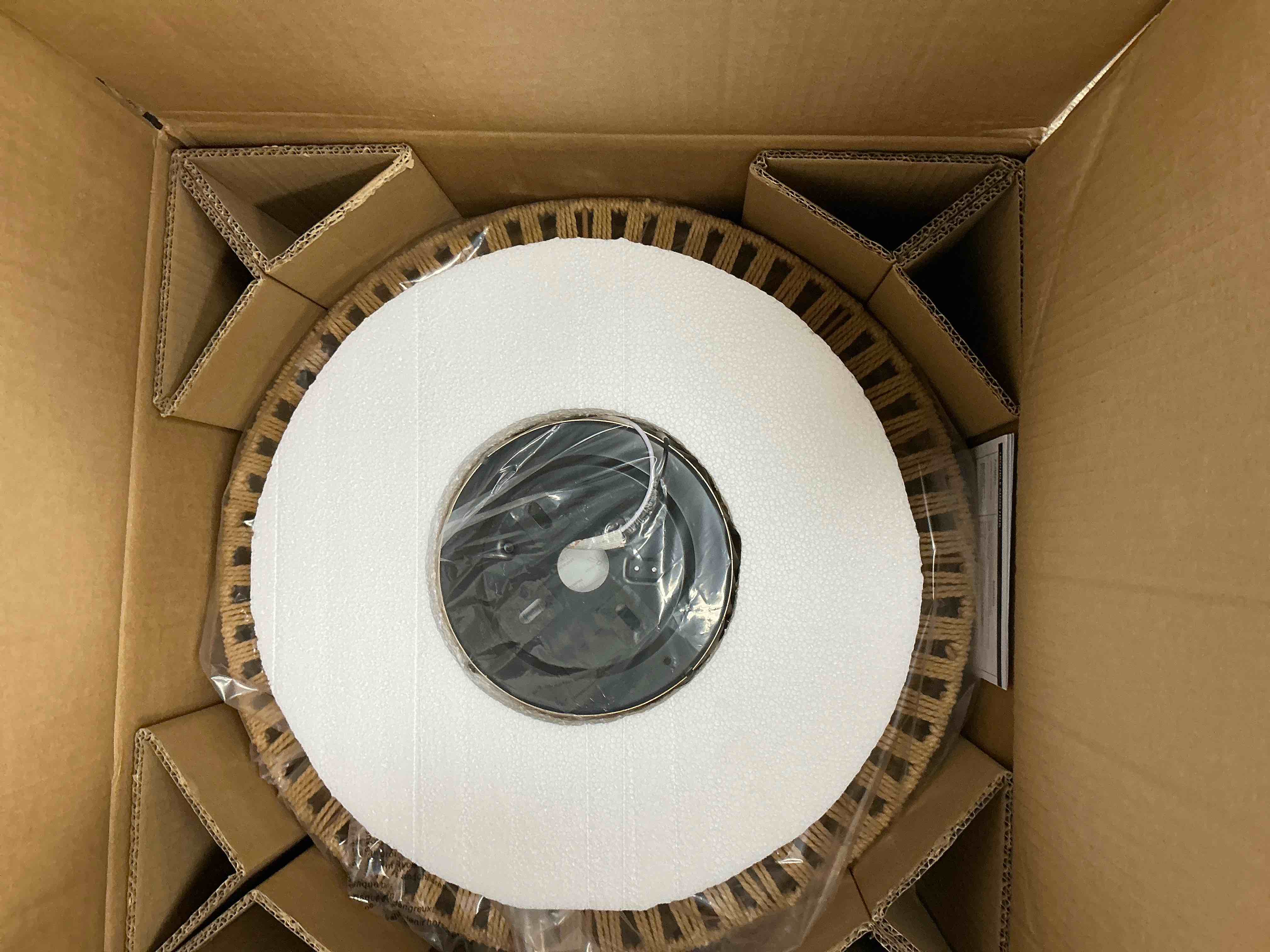 https://s3.amazonaws.com/lotting-images-prod/EmanualPiazza/TEA3576175_1756558263971.jpeg