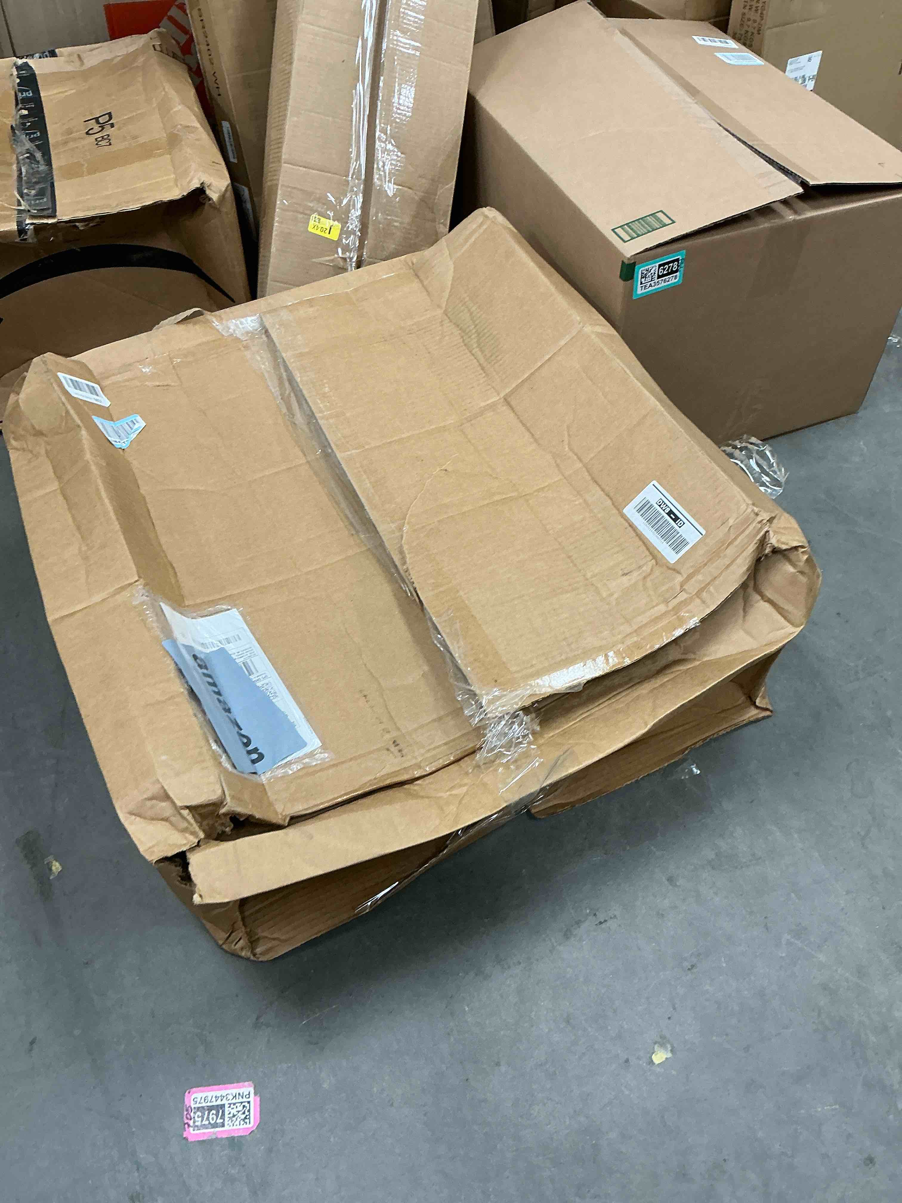 https://s3.amazonaws.com/lotting-images-prod/EmanualPiazza/TEA3576276_1756916827399.jpeg