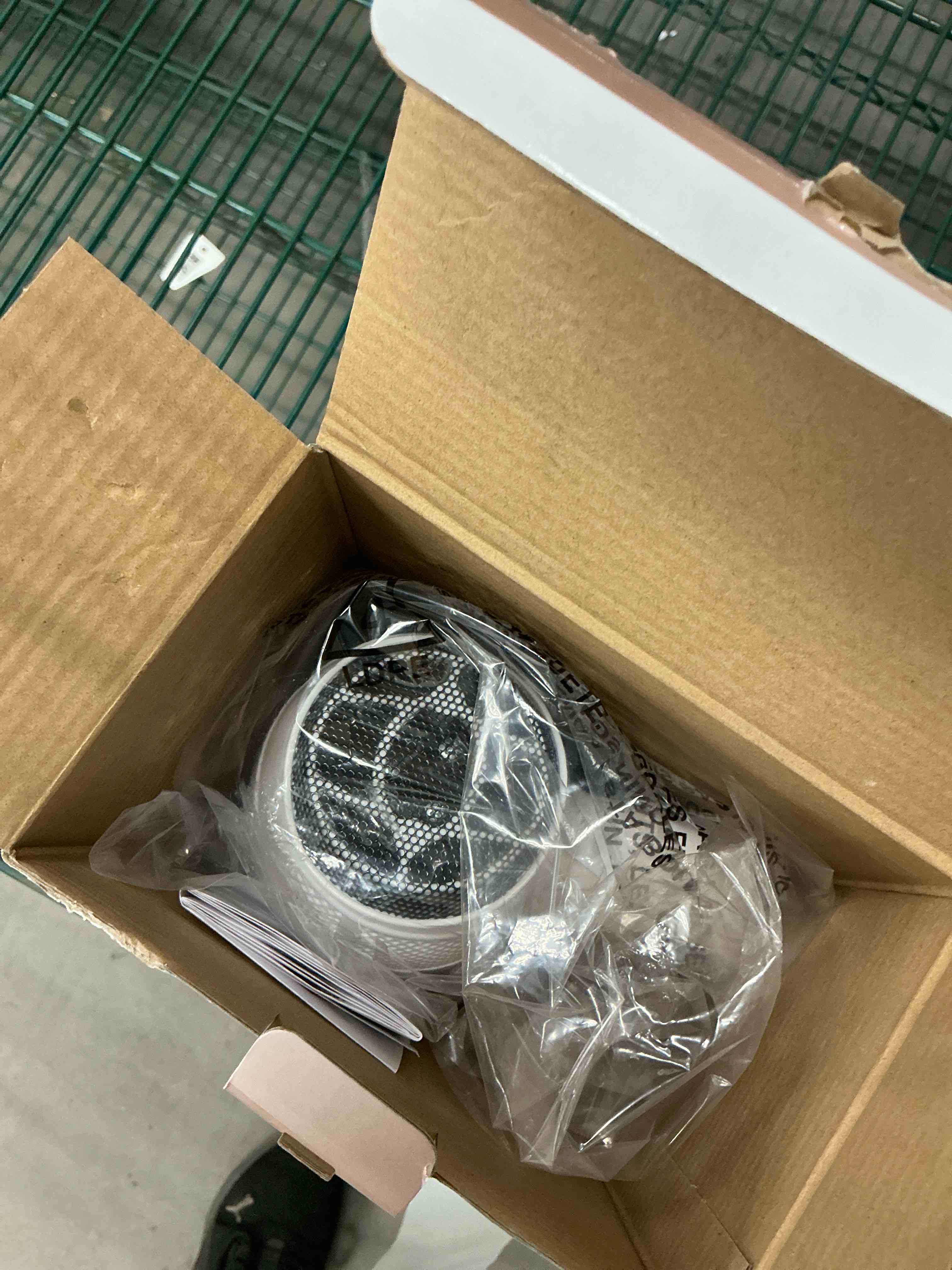 https://s3.amazonaws.com/lotting-images-prod/EmanualPiazza/TEA3576307_1756999389062.jpeg