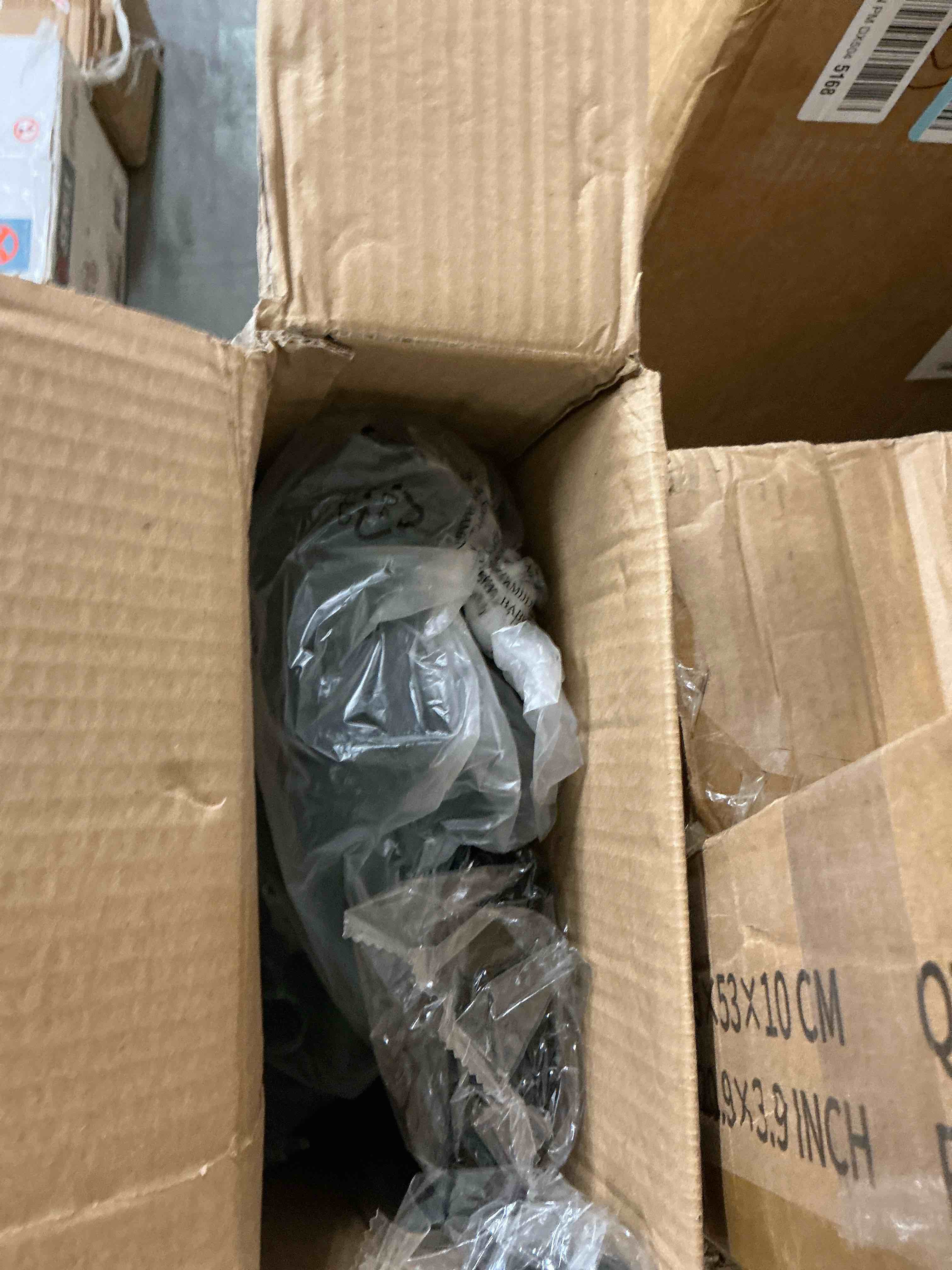 https://s3.amazonaws.com/lotting-images-prod/EmanualPiazza/TEA3576578_1757594867392.jpeg
