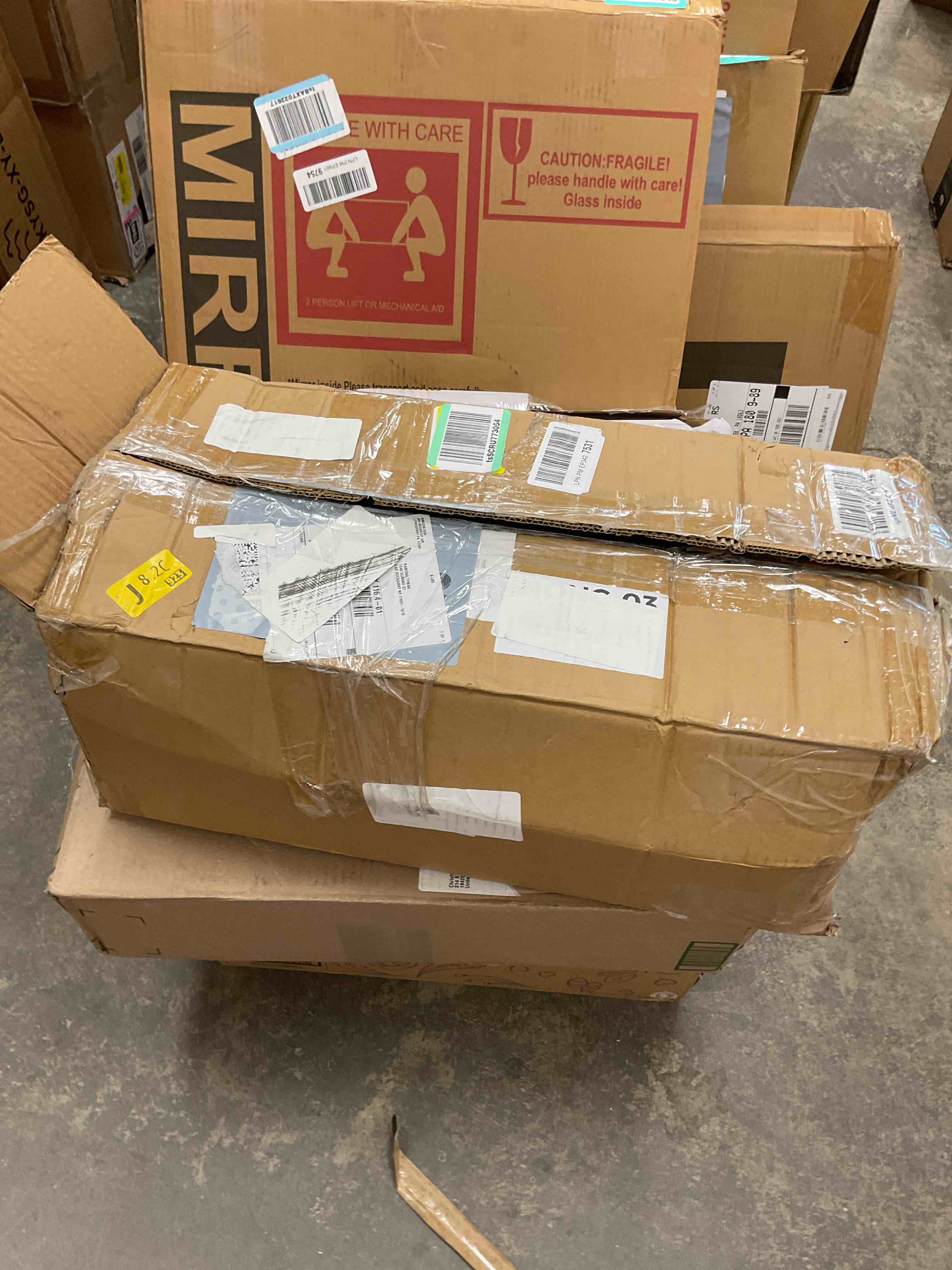 https://s3.amazonaws.com/lotting-images-prod/EmanualPiazza/TEA3576637_1757687876848.jpeg