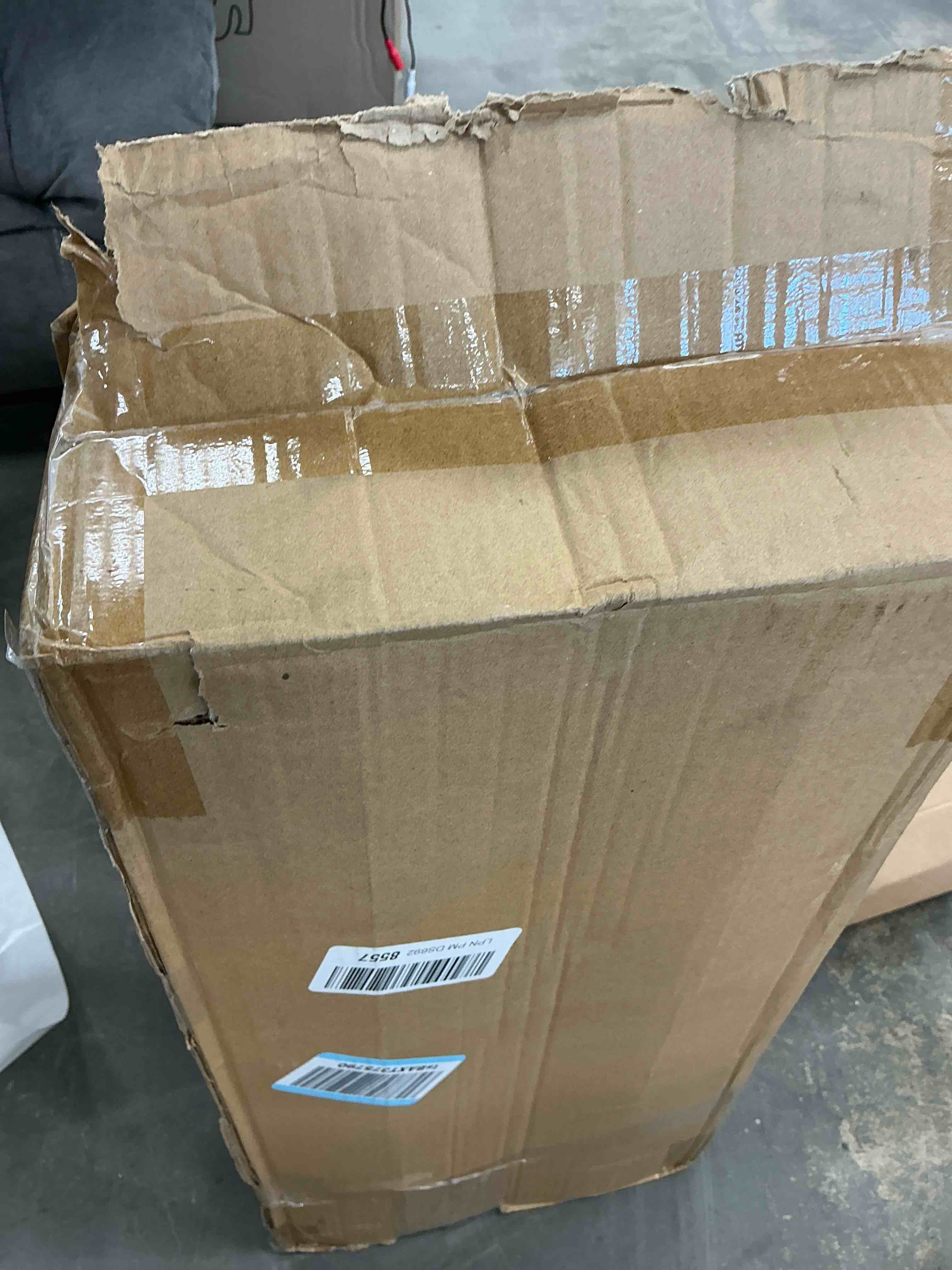 https://s3.amazonaws.com/lotting-images-prod/EmanualPiazza/TEA3576746_1757781286955.jpeg