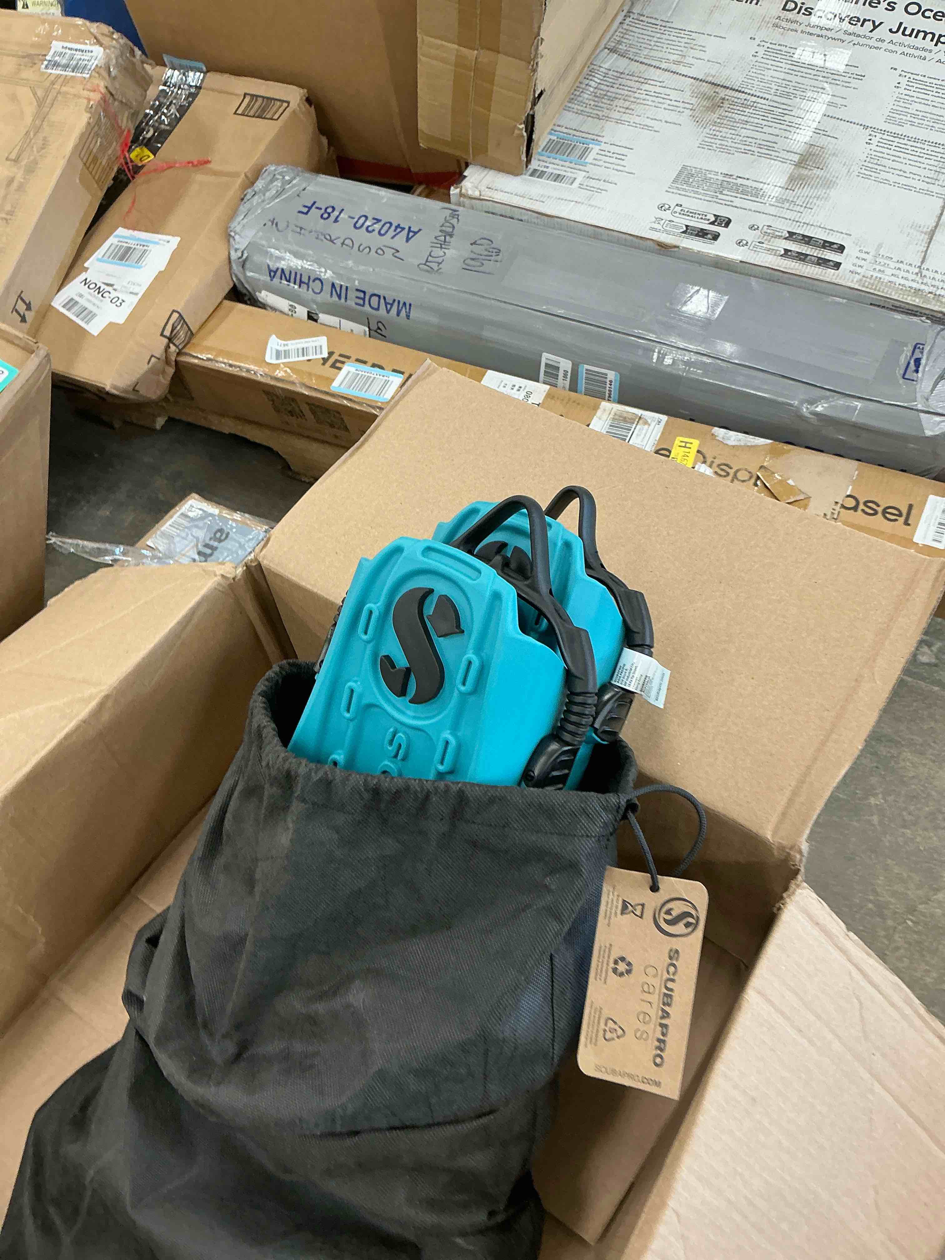 https://s3.amazonaws.com/lotting-images-prod/EmanualPiazza/TEA3576755_1757780757824.jpeg