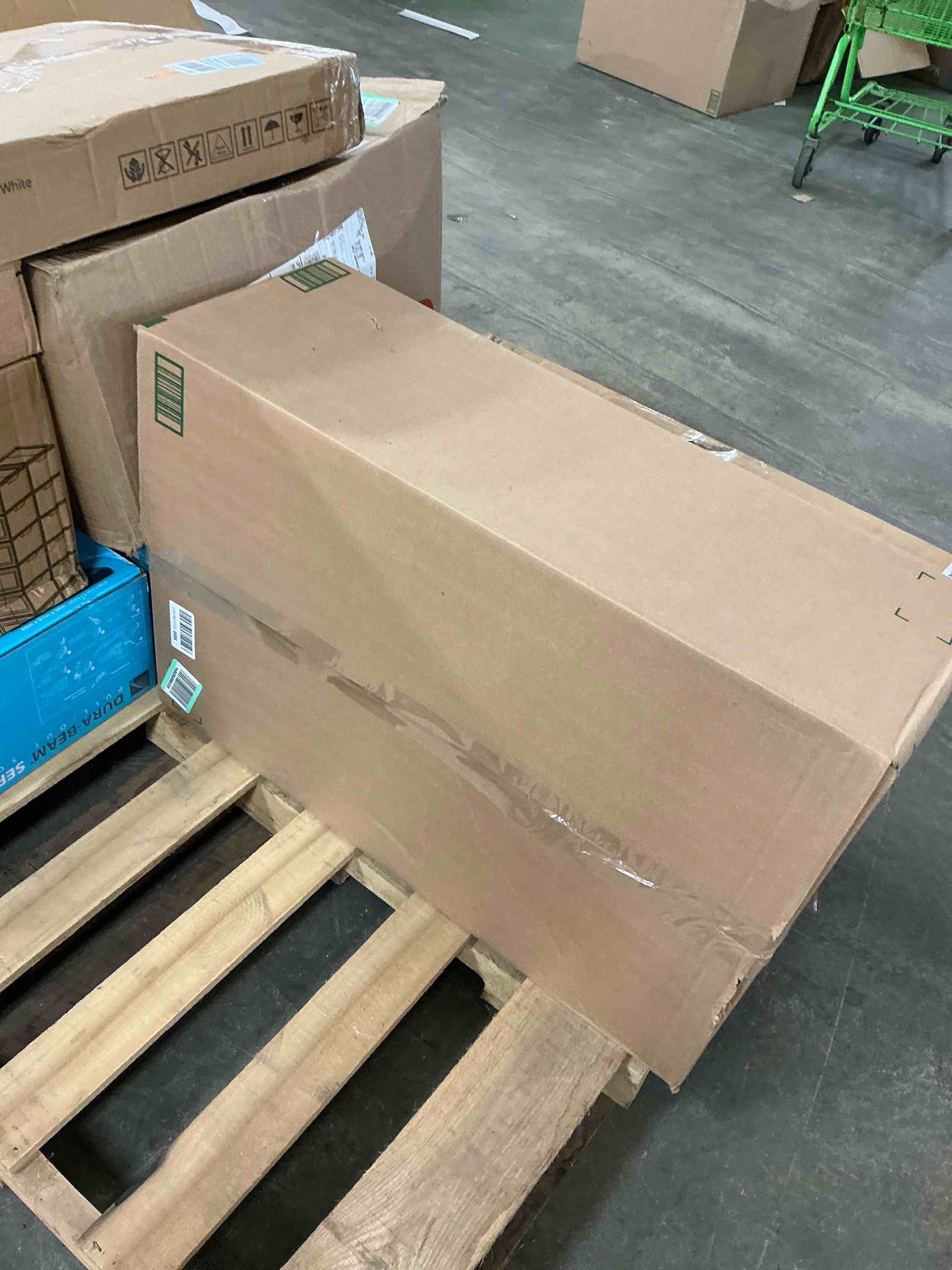 https://s3.amazonaws.com/lotting-images-prod/EmanualPiazza/TEA3576772_1757706647559.jpeg