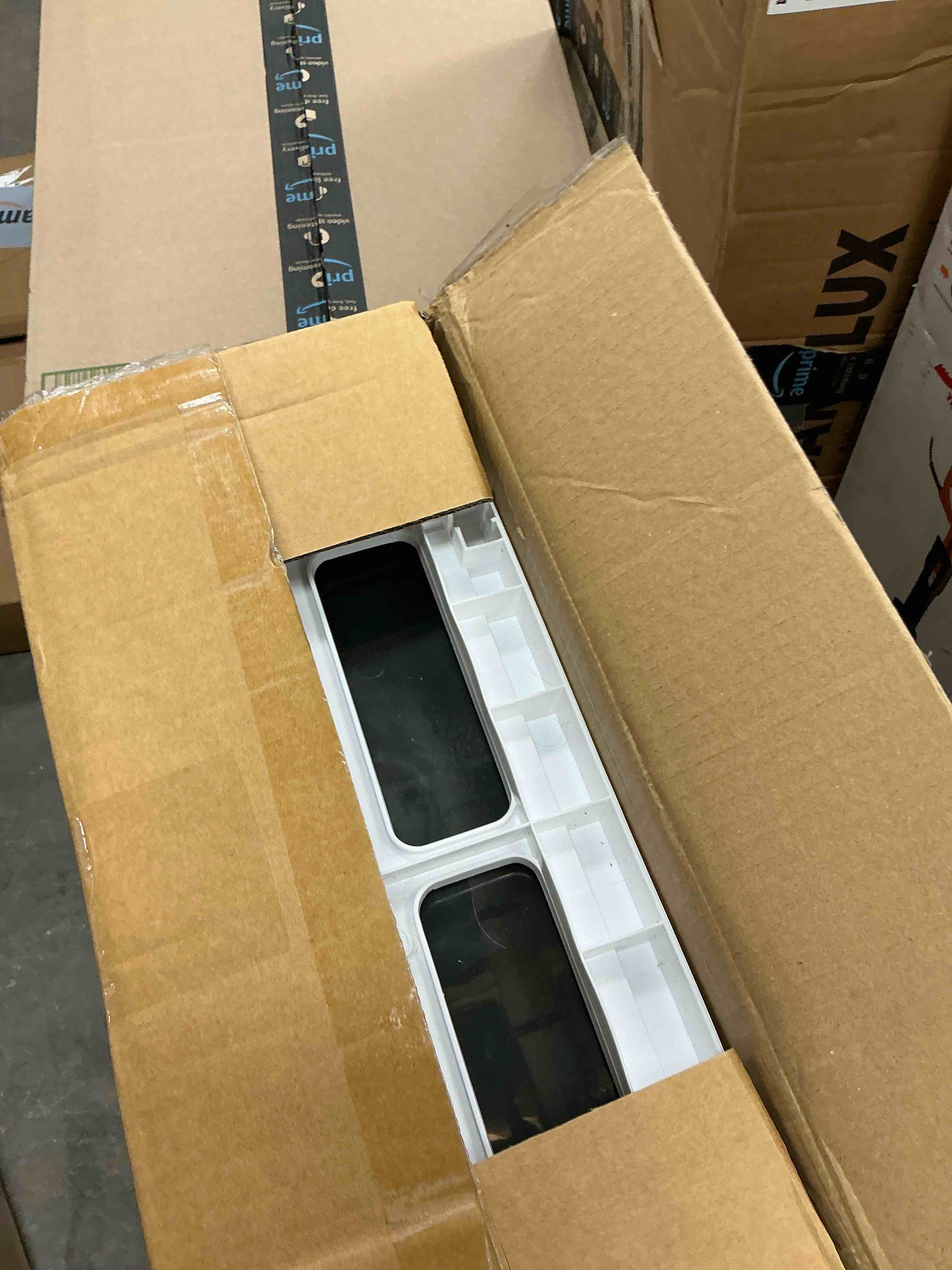 https://s3.amazonaws.com/lotting-images-prod/EmanualPiazza/TEA3576787_1757704873874.jpeg