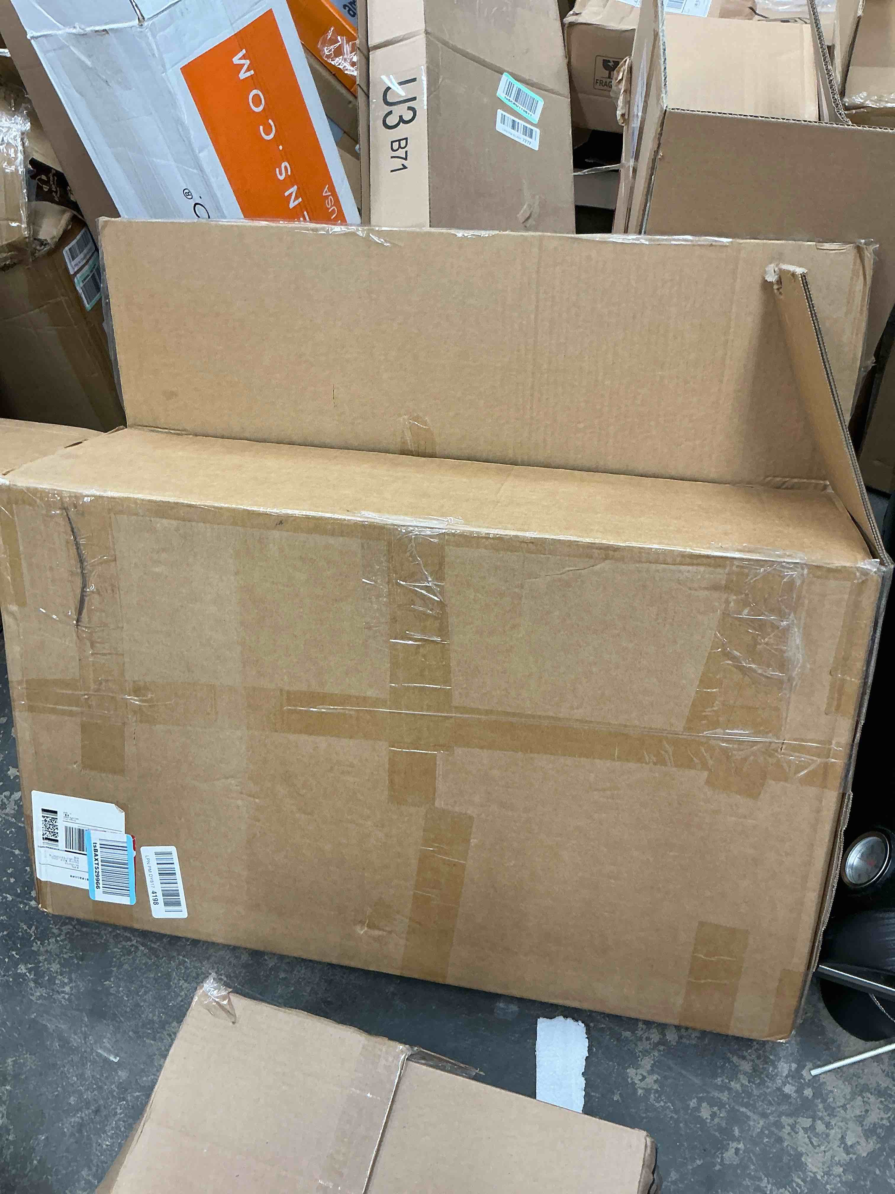https://s3.amazonaws.com/lotting-images-prod/EmanualPiazza/TEA3576959_1758033475596.jpeg