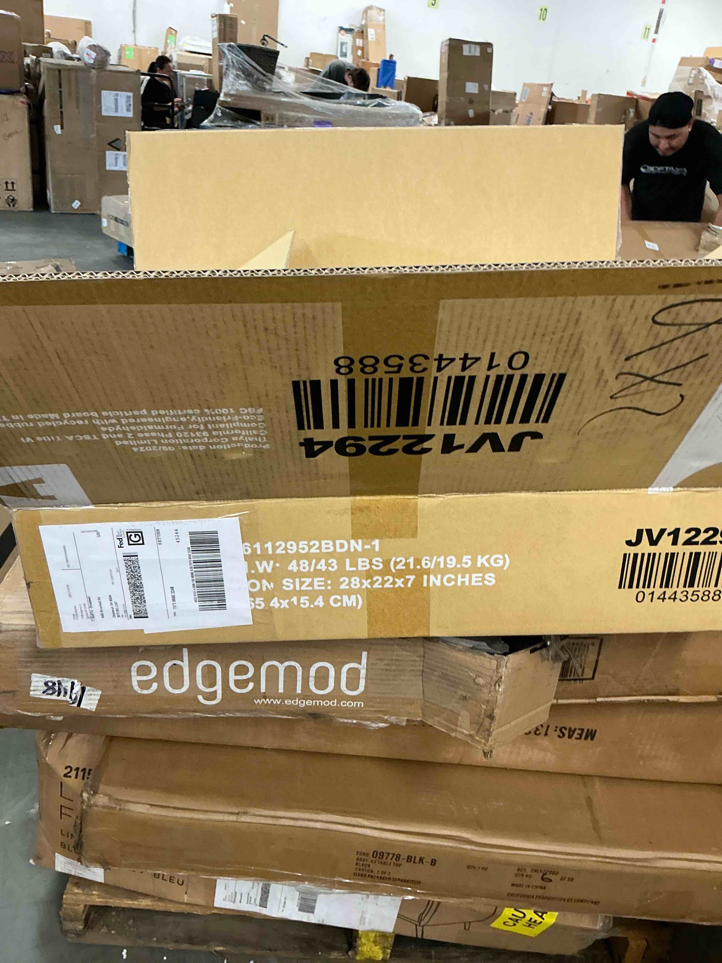 https://s3.amazonaws.com/lotting-images-prod/EmanualPiazza/TEA3577102_1758120852800.jpeg