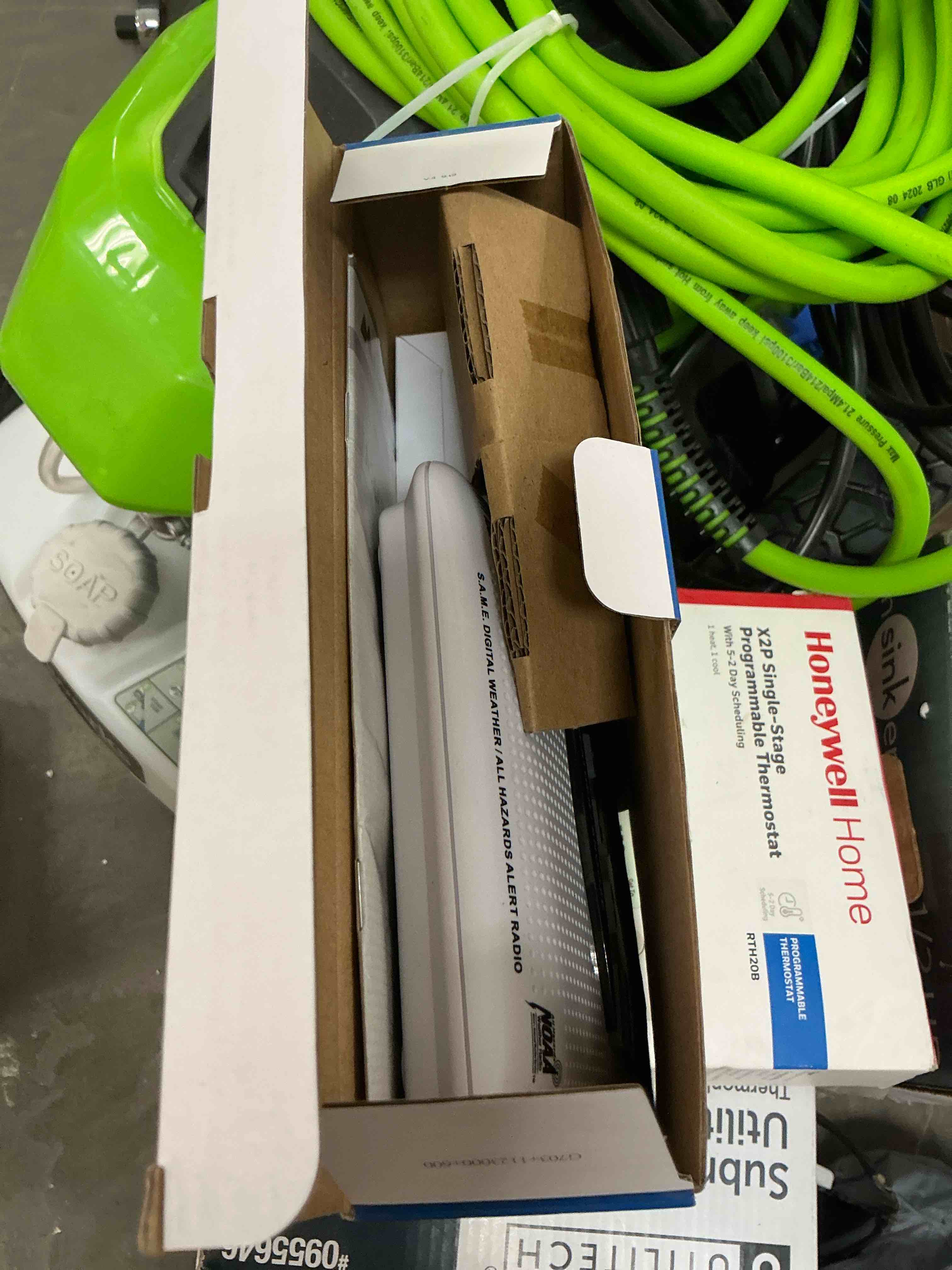 https://s3.amazonaws.com/lotting-images-prod/EmanualPiazza/TEA3577196_1758292429066.jpeg