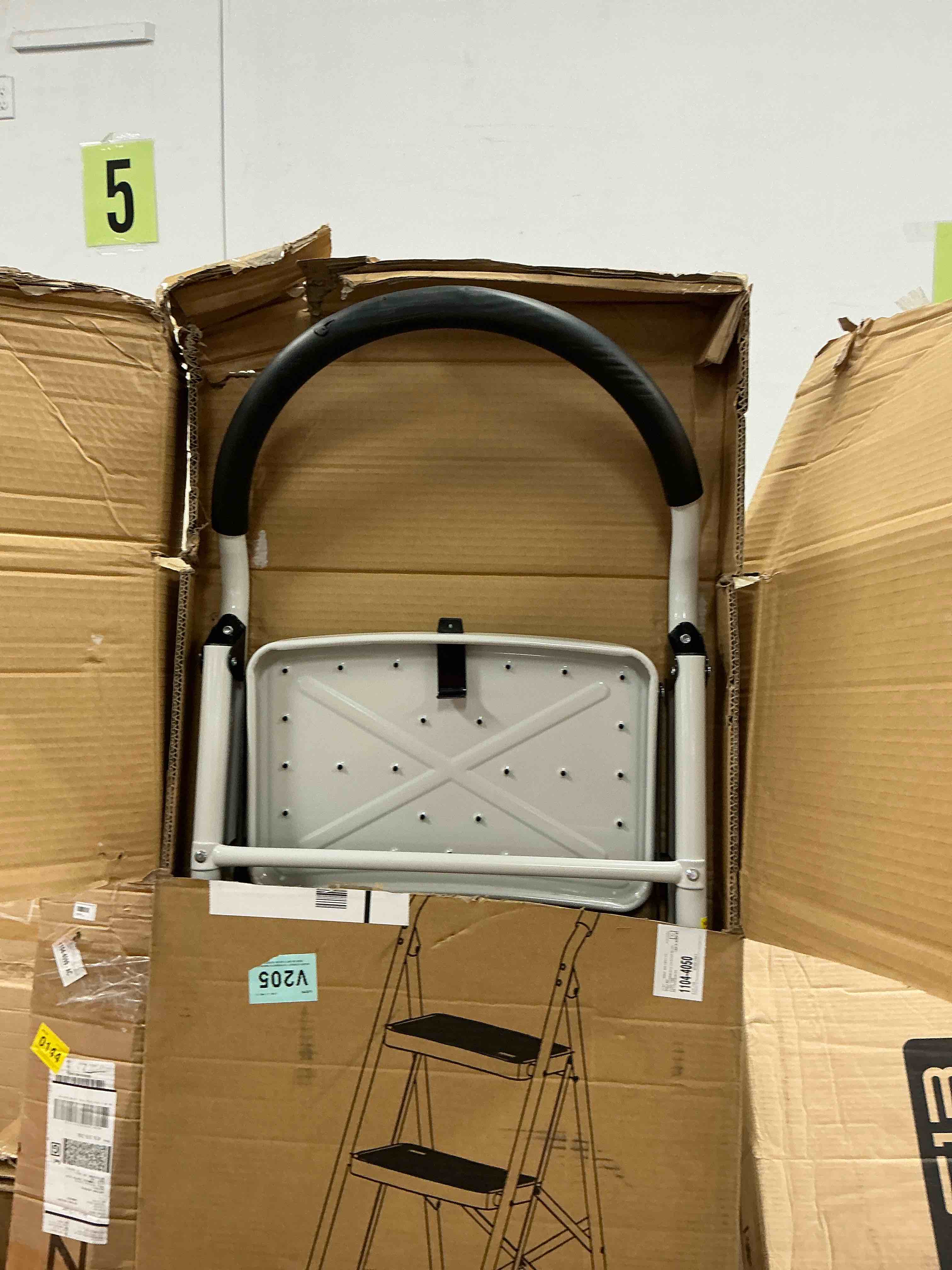 https://s3.amazonaws.com/lotting-images-prod/EmanualPiazza/TEA3577311_1758552569022.jpeg