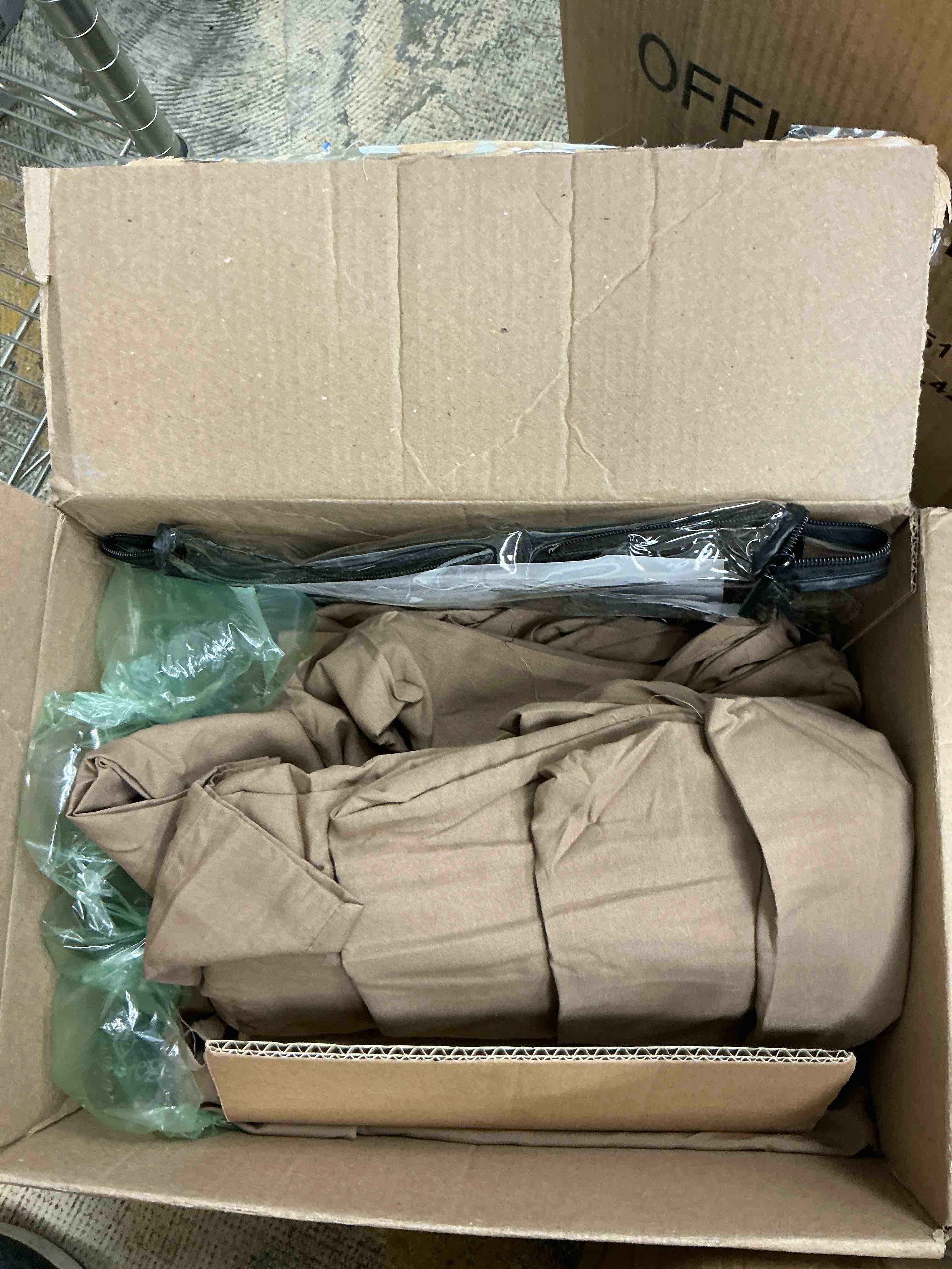 https://s3.amazonaws.com/lotting-images-prod/EmanualPiazza/TEA3578029_1759503001248.jpeg