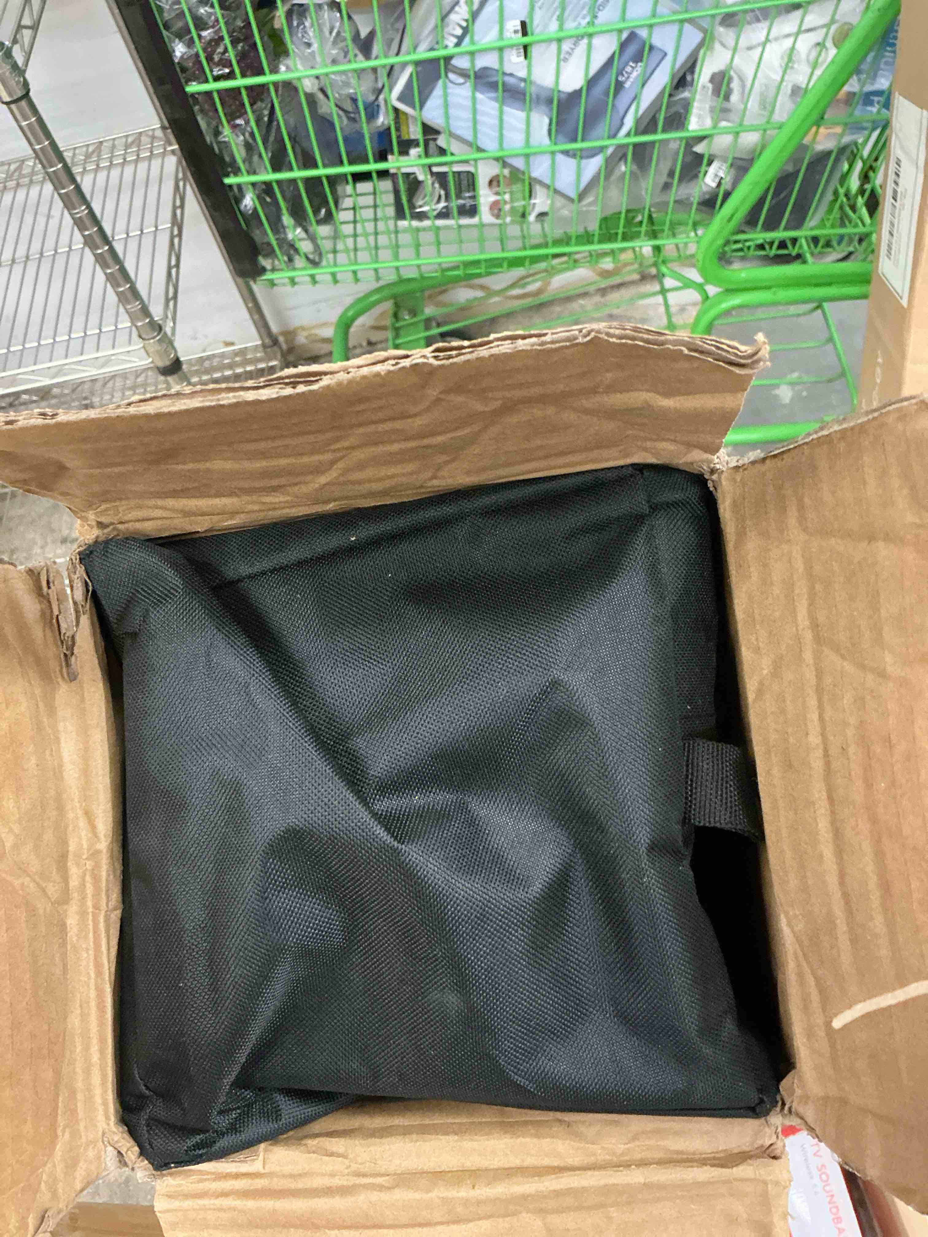 https://s3.amazonaws.com/lotting-images-prod/EmanualPiazza/TEA3578032_1759503987809.jpeg