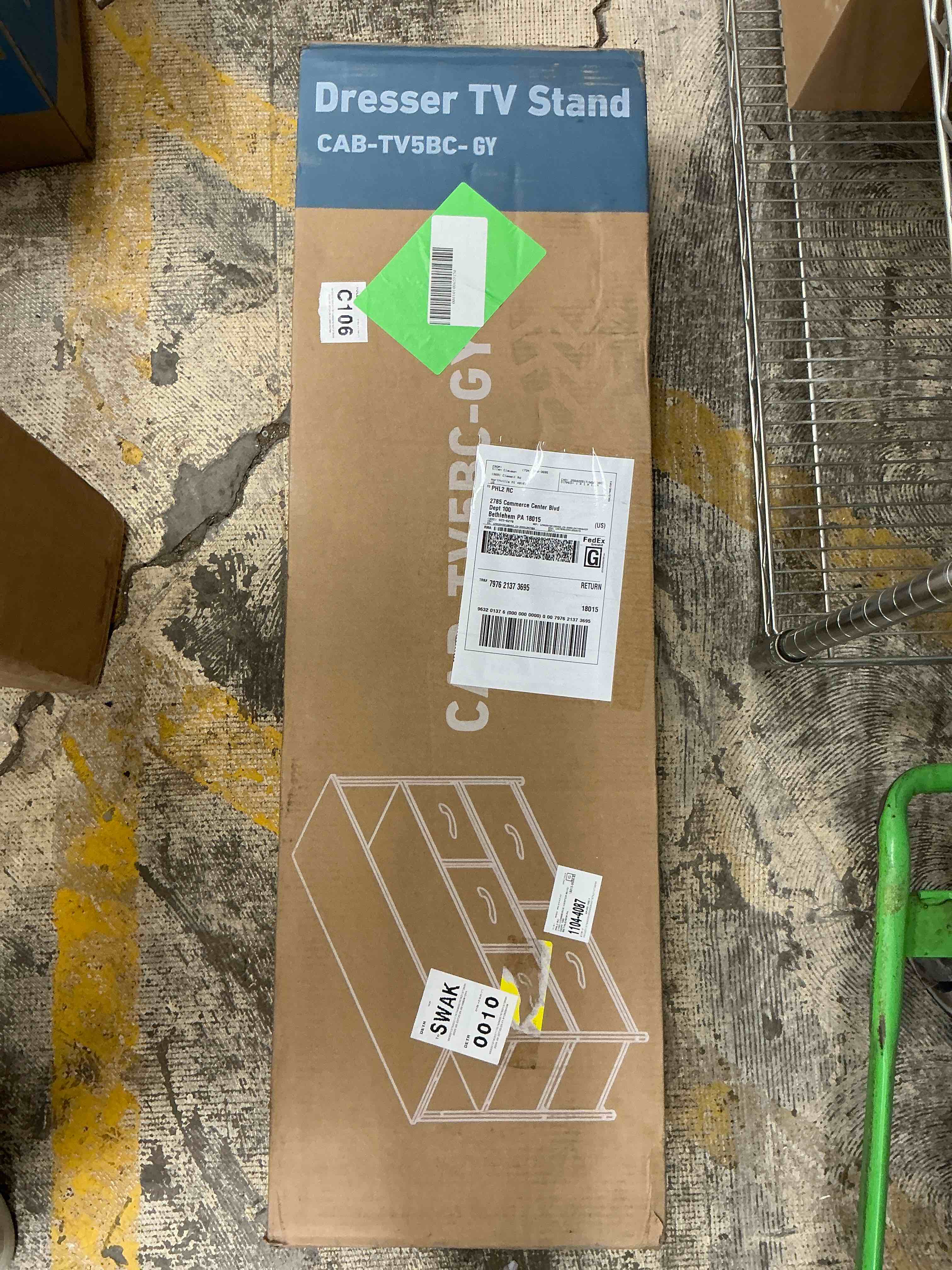 https://s3.amazonaws.com/lotting-images-prod/EmanualPiazza/TEA3578038_1759505514426.jpeg