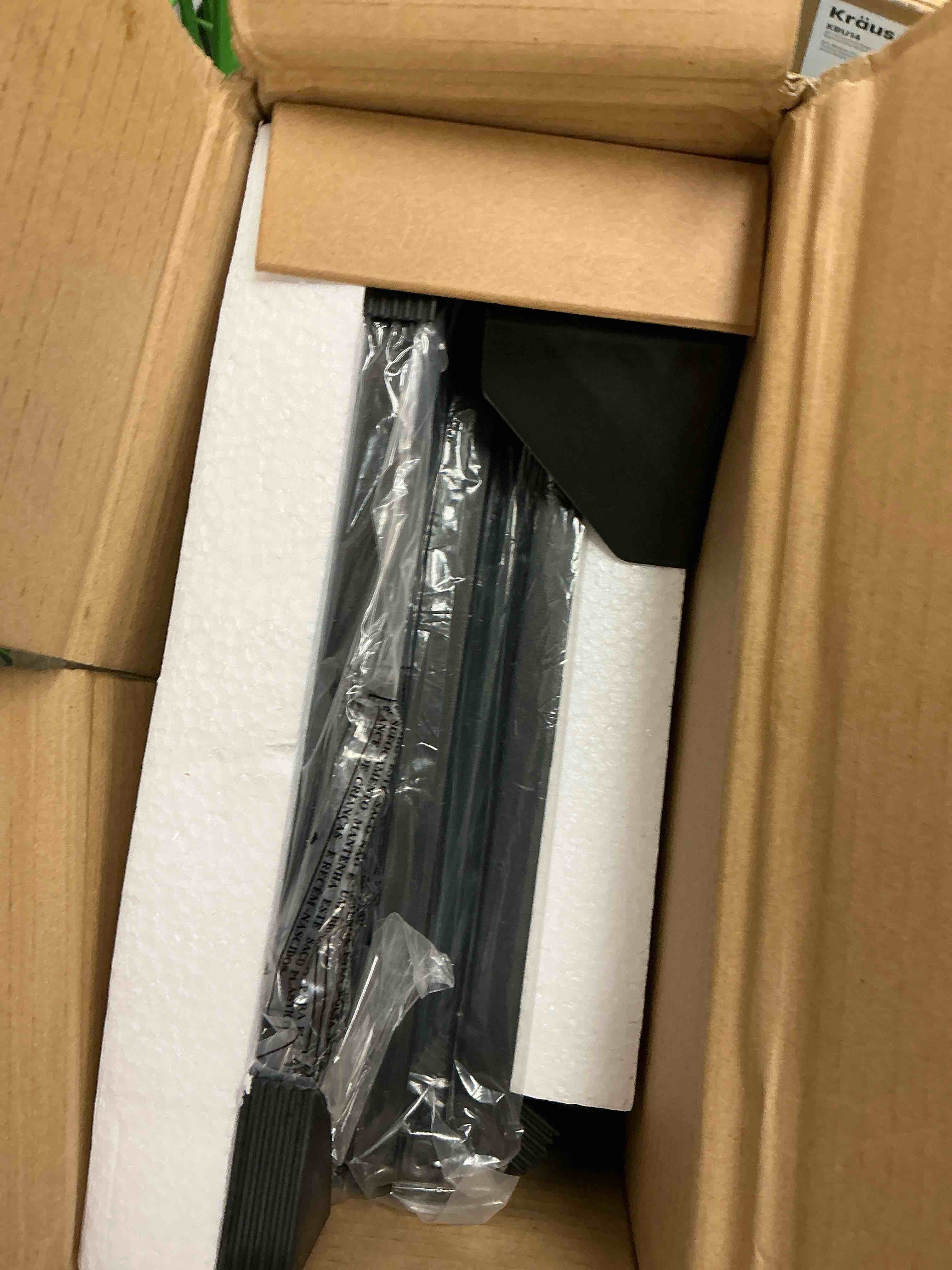 https://s3.amazonaws.com/lotting-images-prod/EmanualPiazza/TEA3578038_1759505571035.jpeg