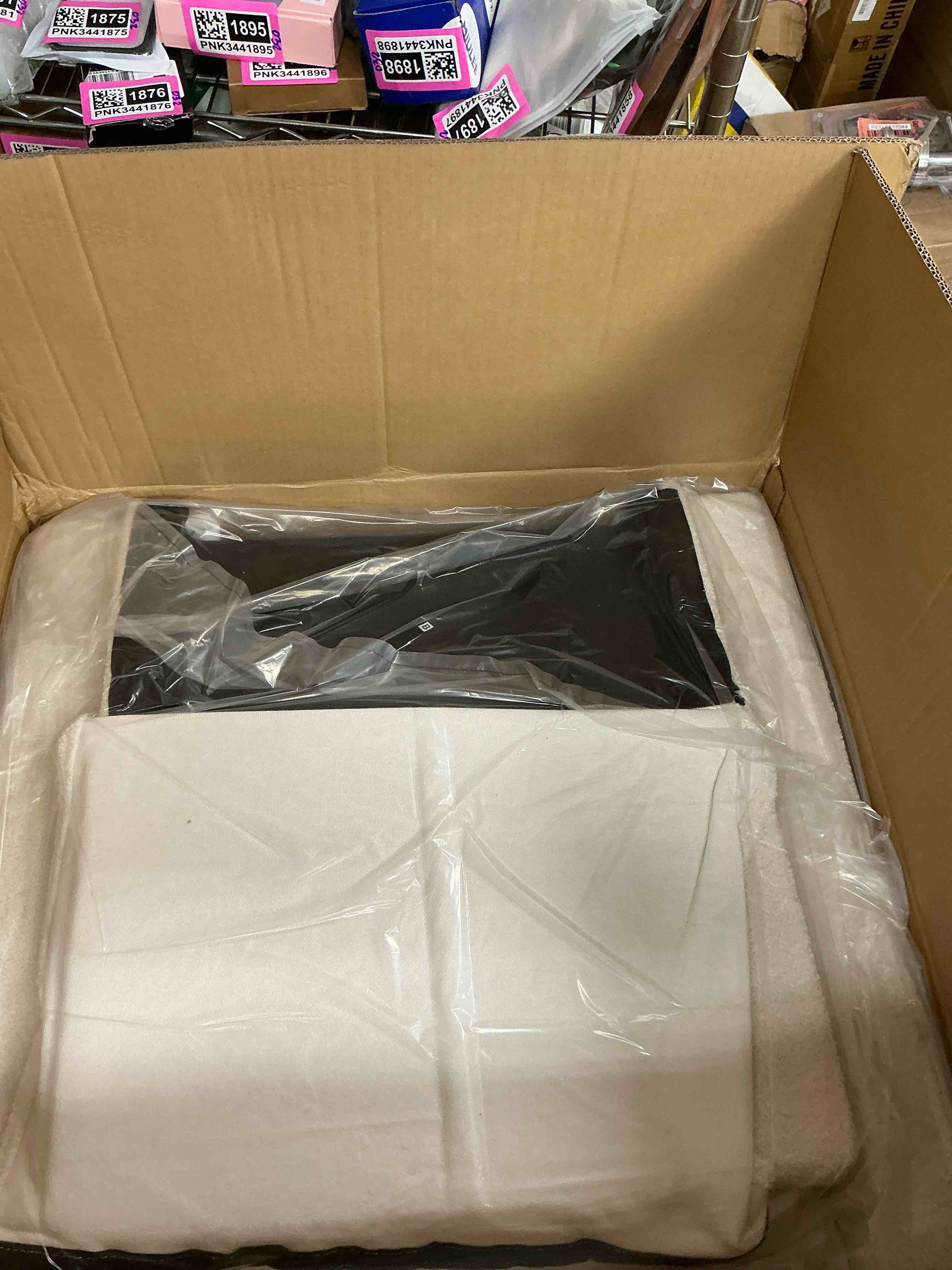 https://s3.amazonaws.com/lotting-images-prod/EmanualPiazza/TEA3578175_1760034391022.jpeg