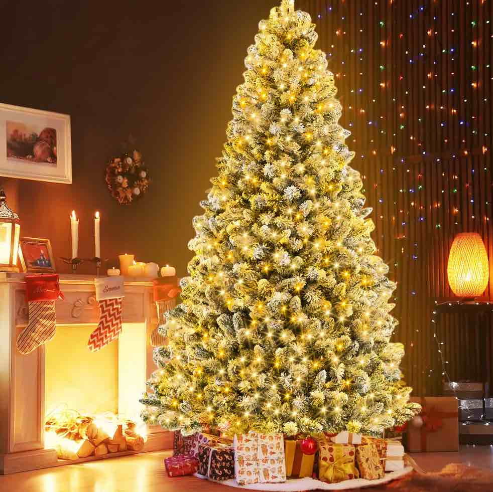 IZNEN 6ft Pre-Lit Snowflake Flocked Christmas Tree,8 Modes LED Lights,Artificial Xmas Tree with Storage Bag