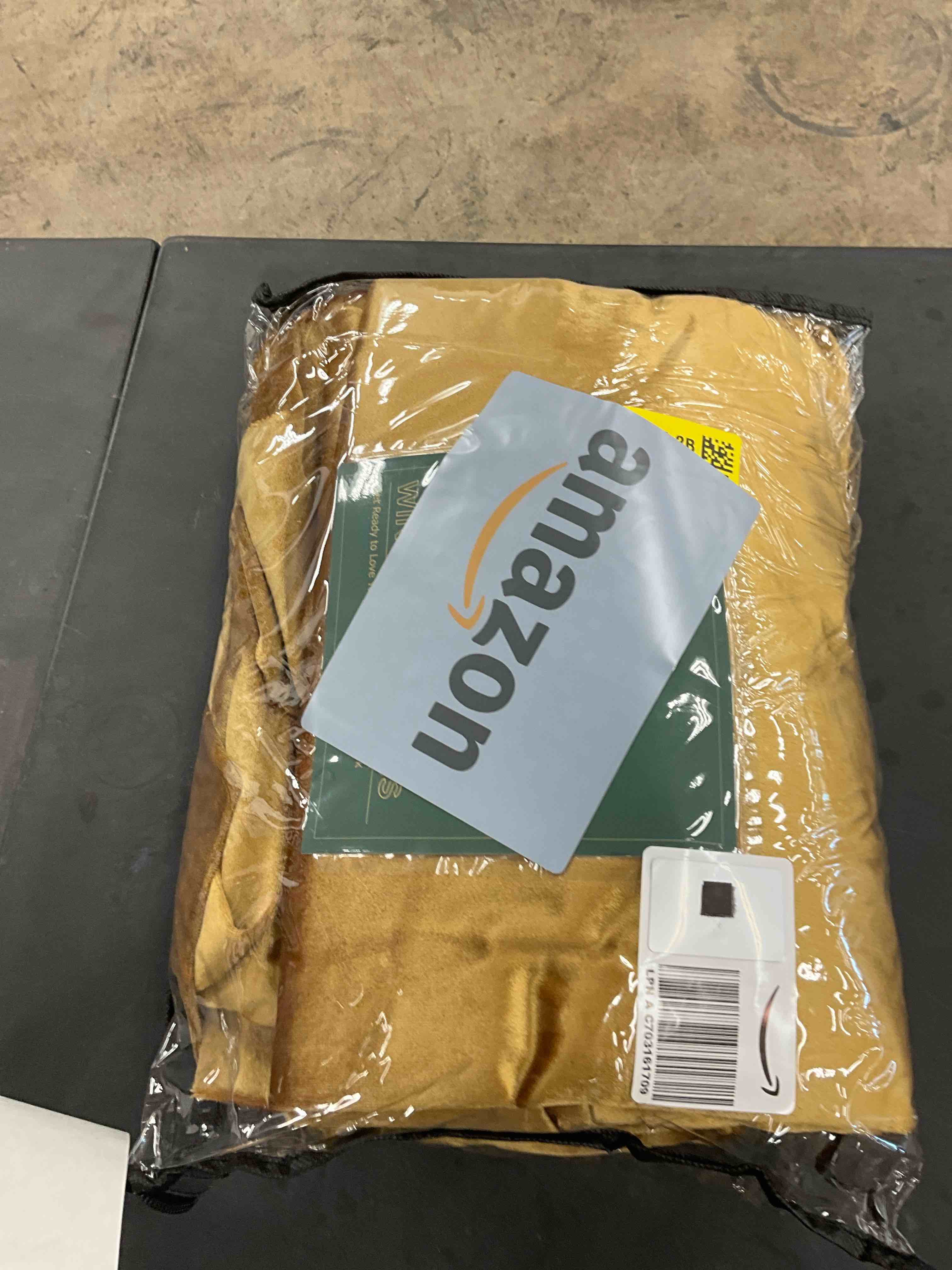 https://s3.amazonaws.com/lotting-images-prod/EmanualPiazza/TEA3578470_1760374842746.jpeg