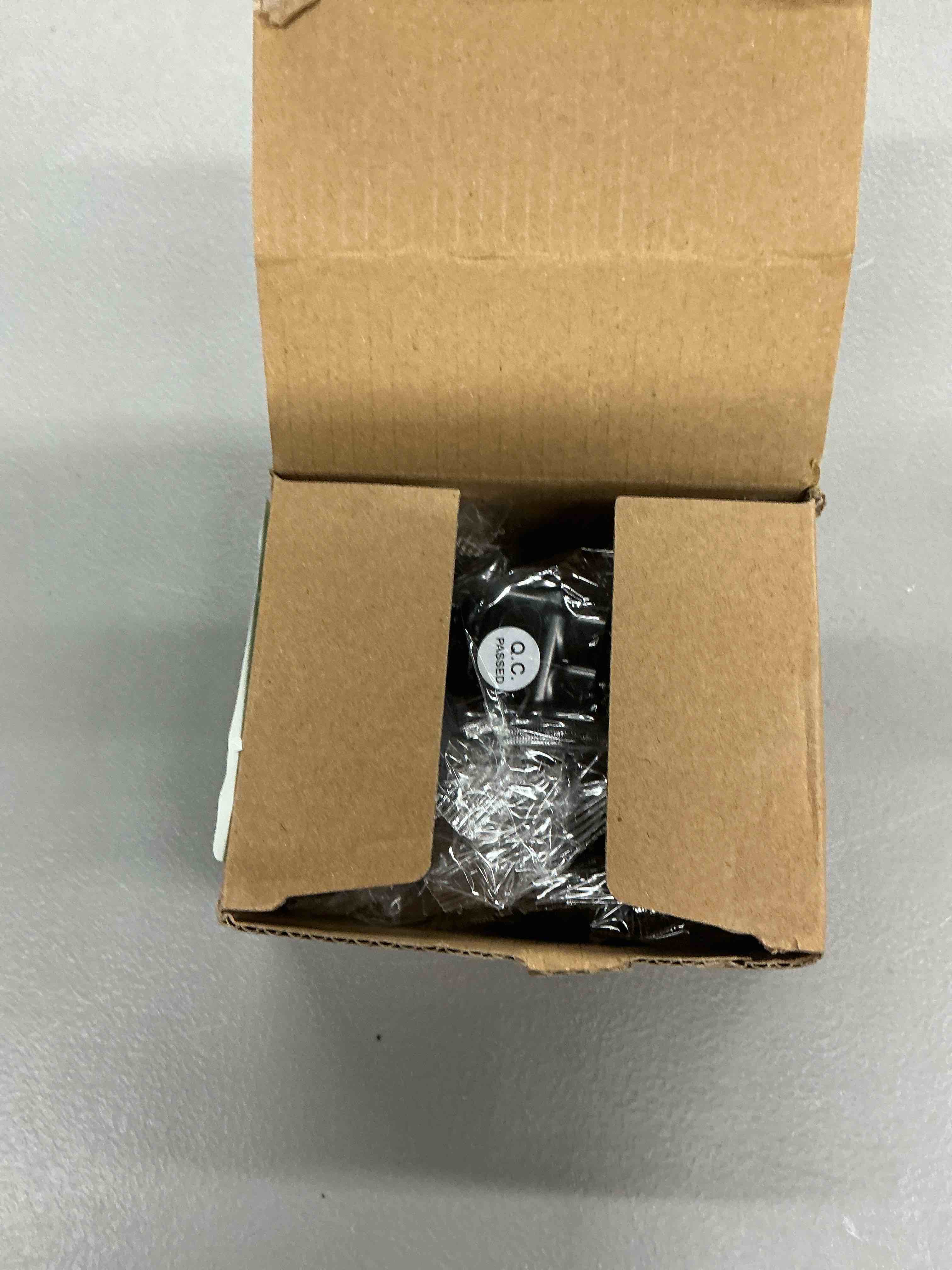 https://s3.amazonaws.com/lotting-images-prod/EmanualPiazza/TEA4001425_1775068605801.jpeg