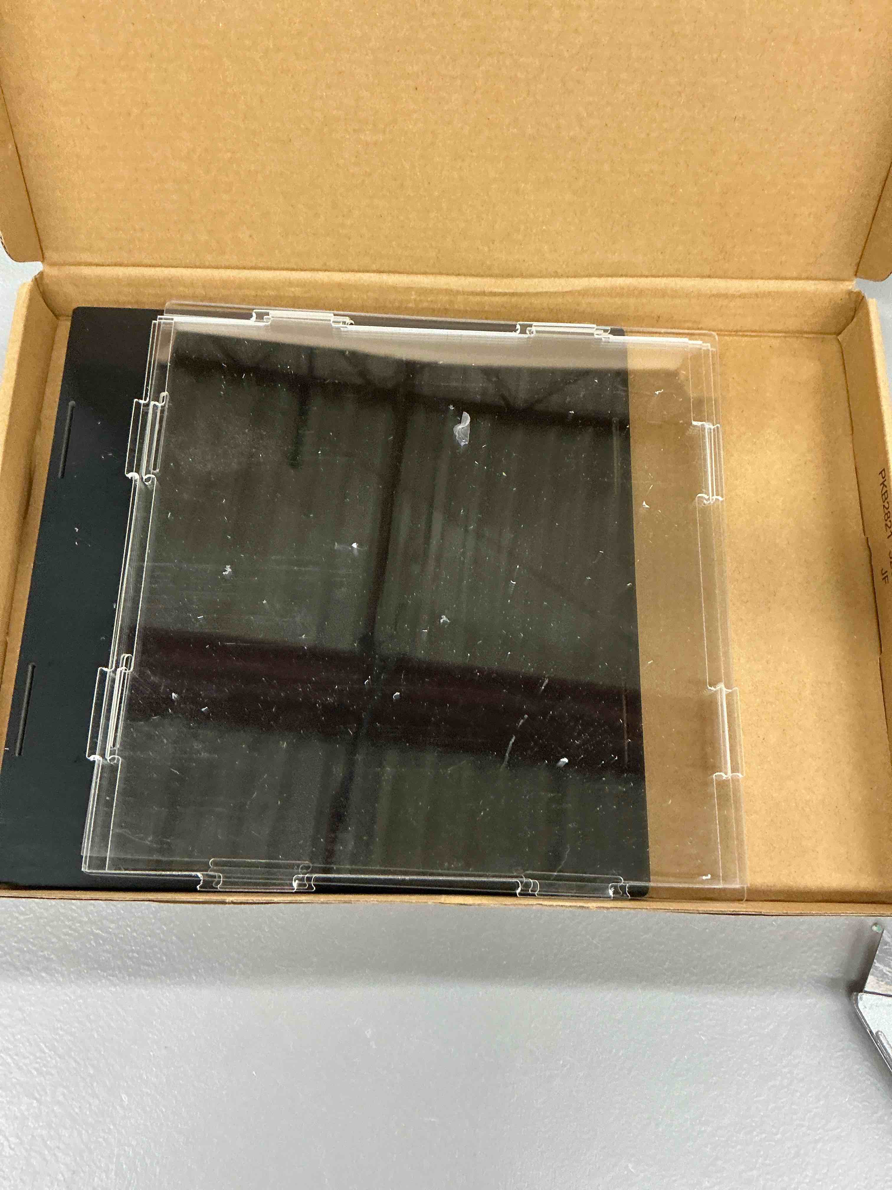 Condition photo showing Good Condition for 1-pack acrylic display case, 7.9x7.9x7.9 inch/20x20x20cm acrylic clear display case box with black wooden base for collectibles, dustproof showcase [black, clear]