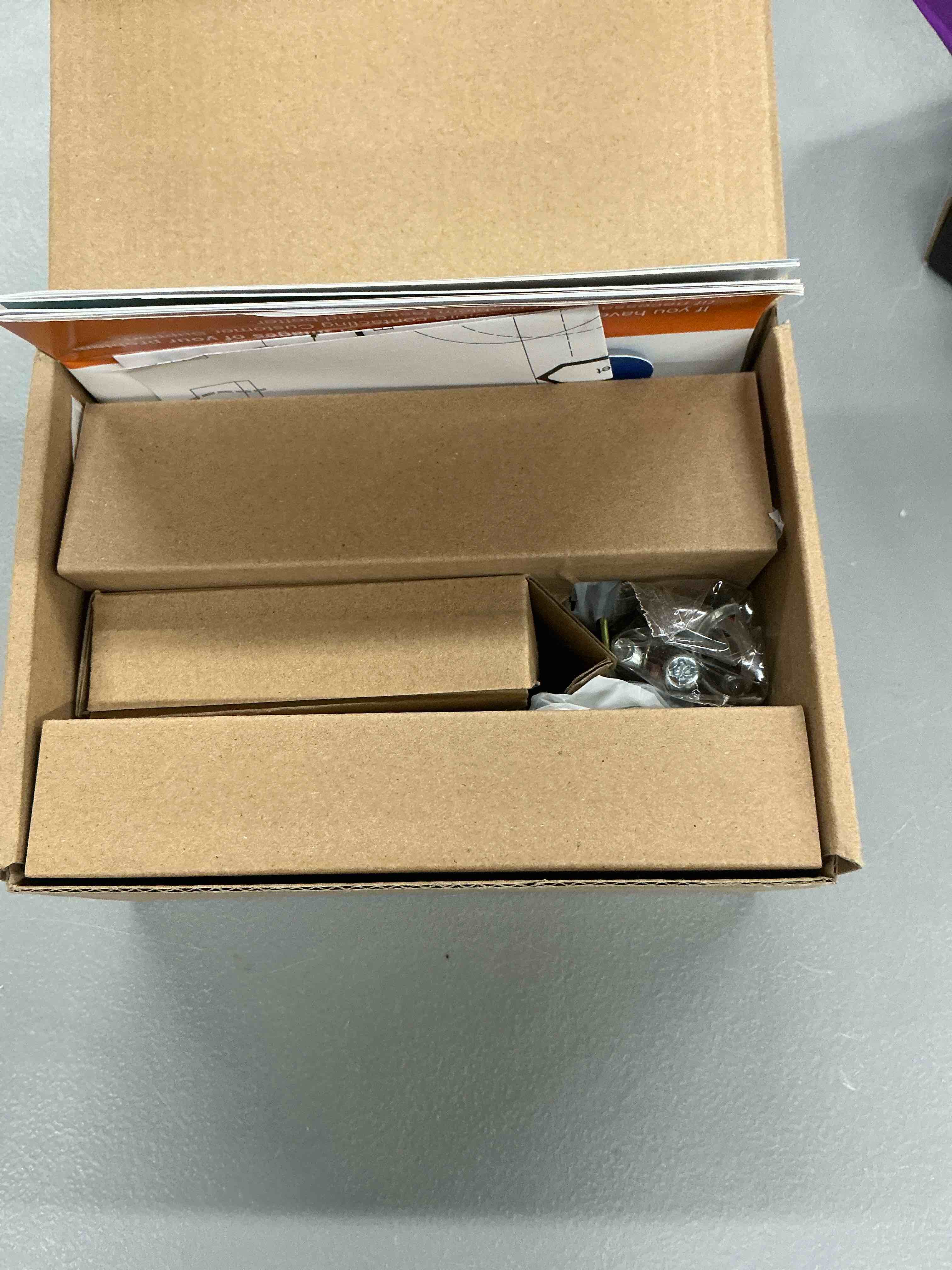 Condition photo showing New/Like New for veise ks02a fingerprint keyless entry door lock, auto lock, electronic keypad deadbolt for front door, biometric, anti-peeping password, easy install, oil rubbed bronze oil rubbed bronze traditional