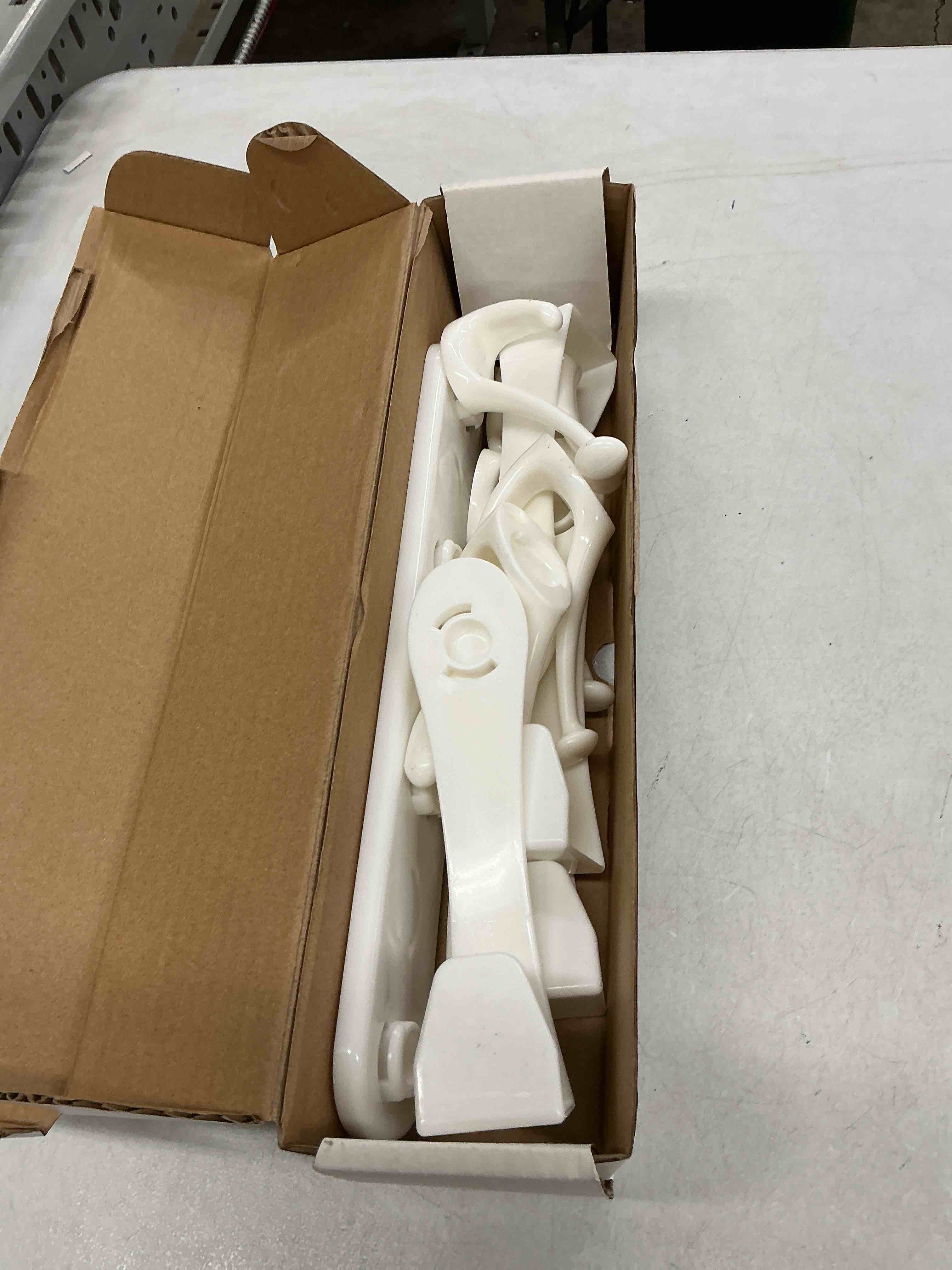 Condition photo showing Good Condition for lekarf over the door coat hook kit, 1pc 4 dual hooks rack + 2pc dual head hook, white pp material for living room, bedroom, bathroom, wardrobe, fitting room, office