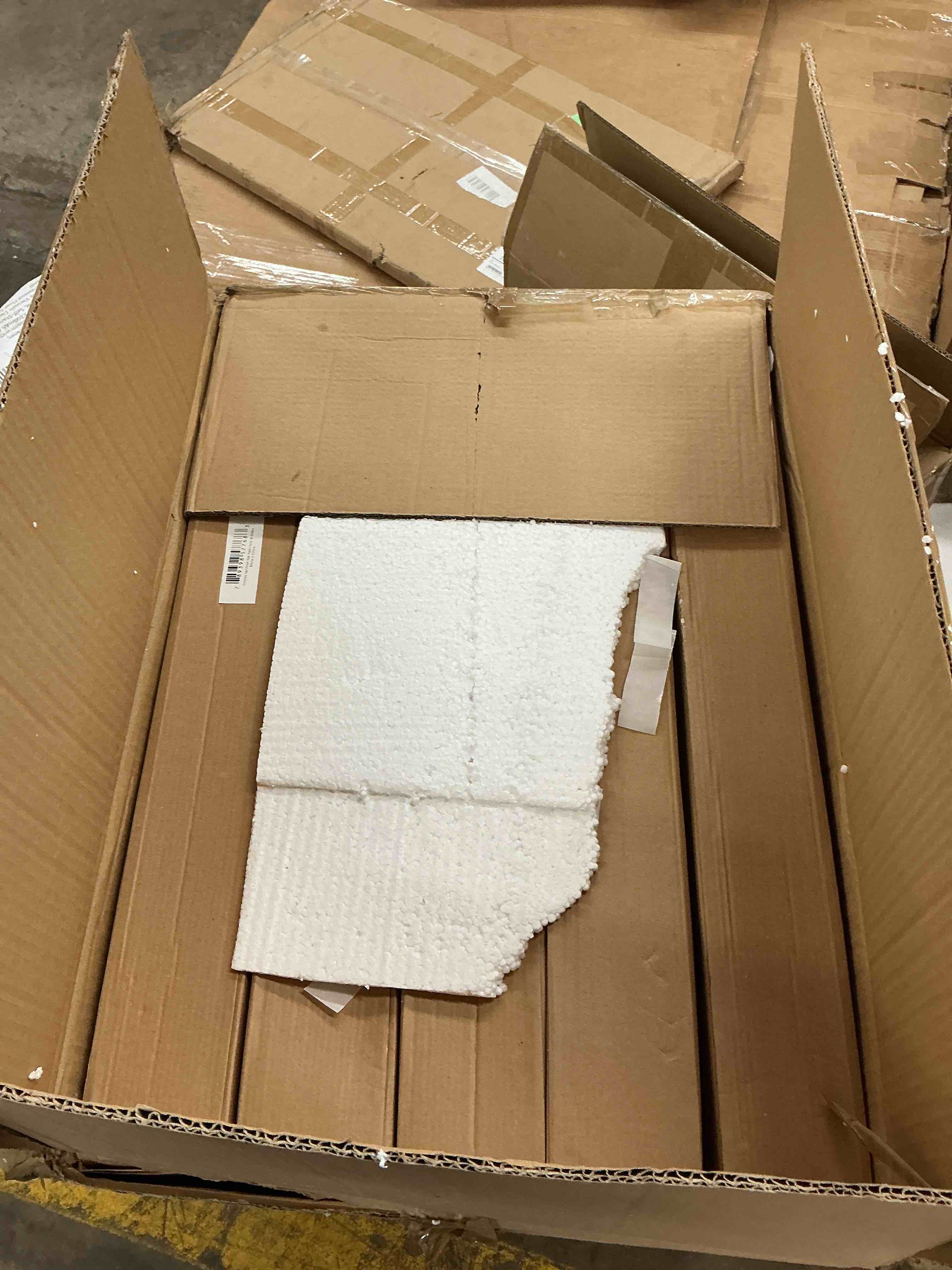 https://s3.amazonaws.com/lotting-images-prod/EmanualPiazza/TEA4007768_1776966215503.jpeg