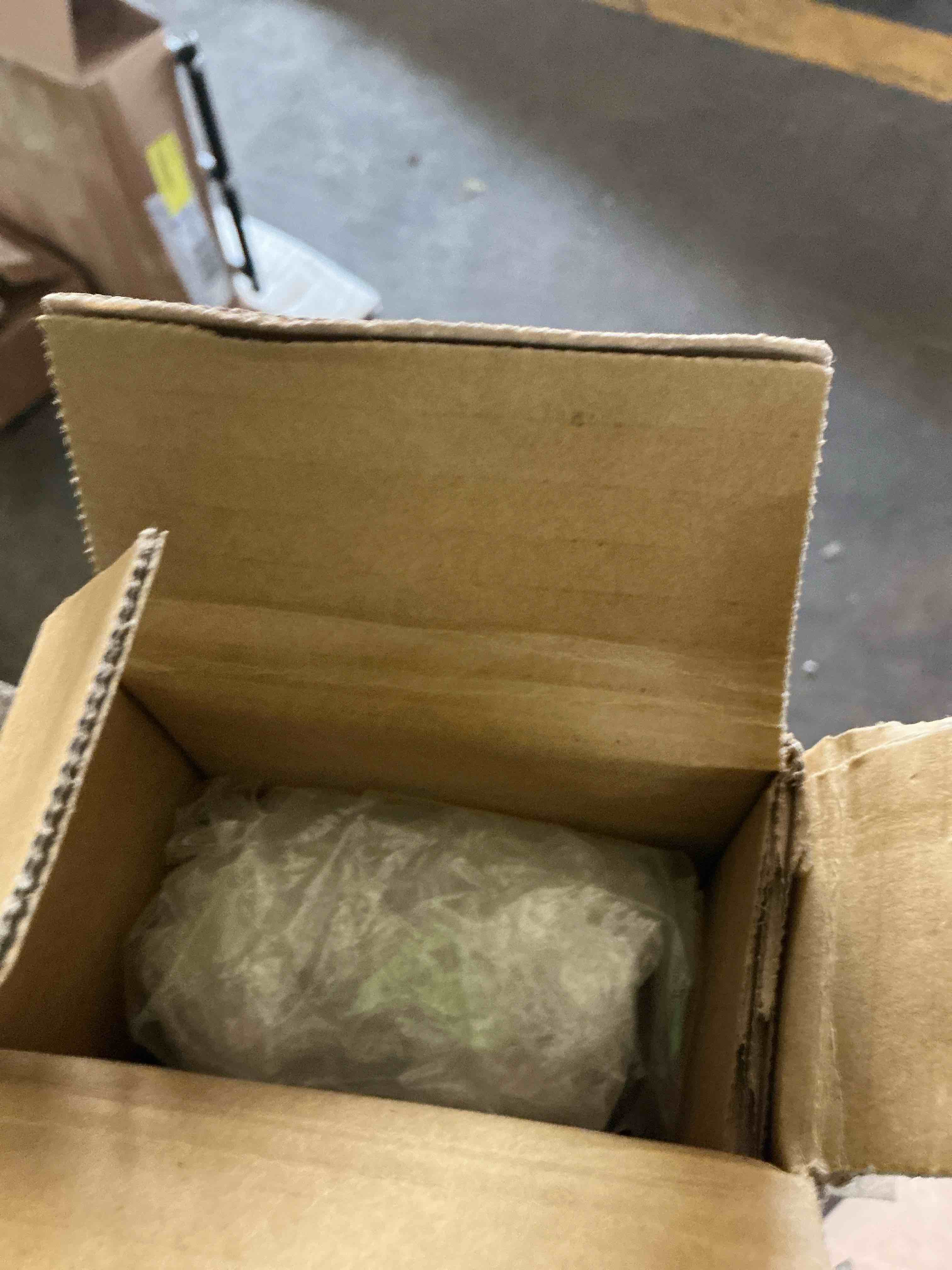 https://s3.amazonaws.com/lotting-images-prod/EmanualPiazza/TEA4007906_1777580978155.jpeg