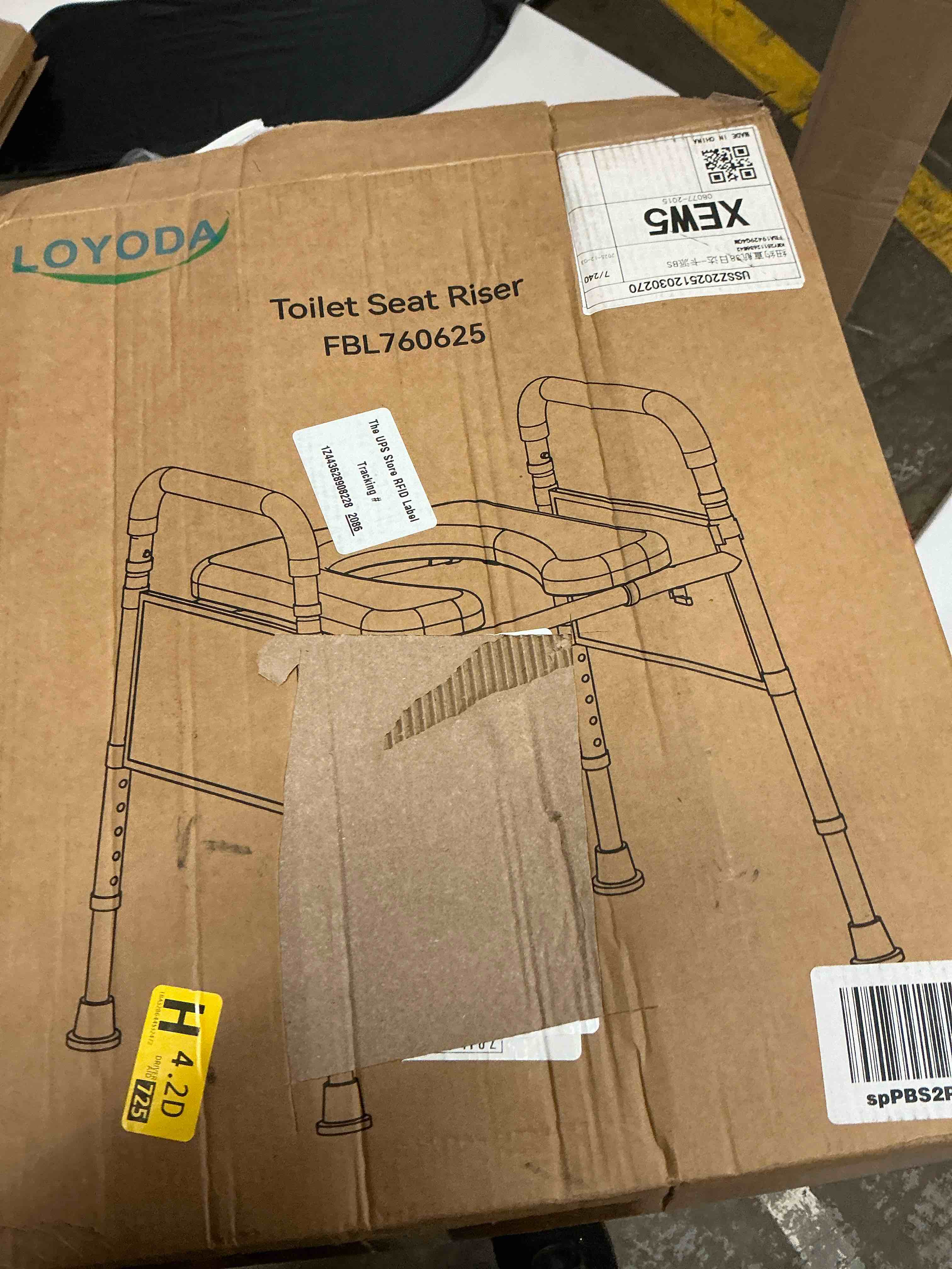 https://s3.amazonaws.com/lotting-images-prod/EmanualPiazza/TEA4017972_1776699553023.jpeg