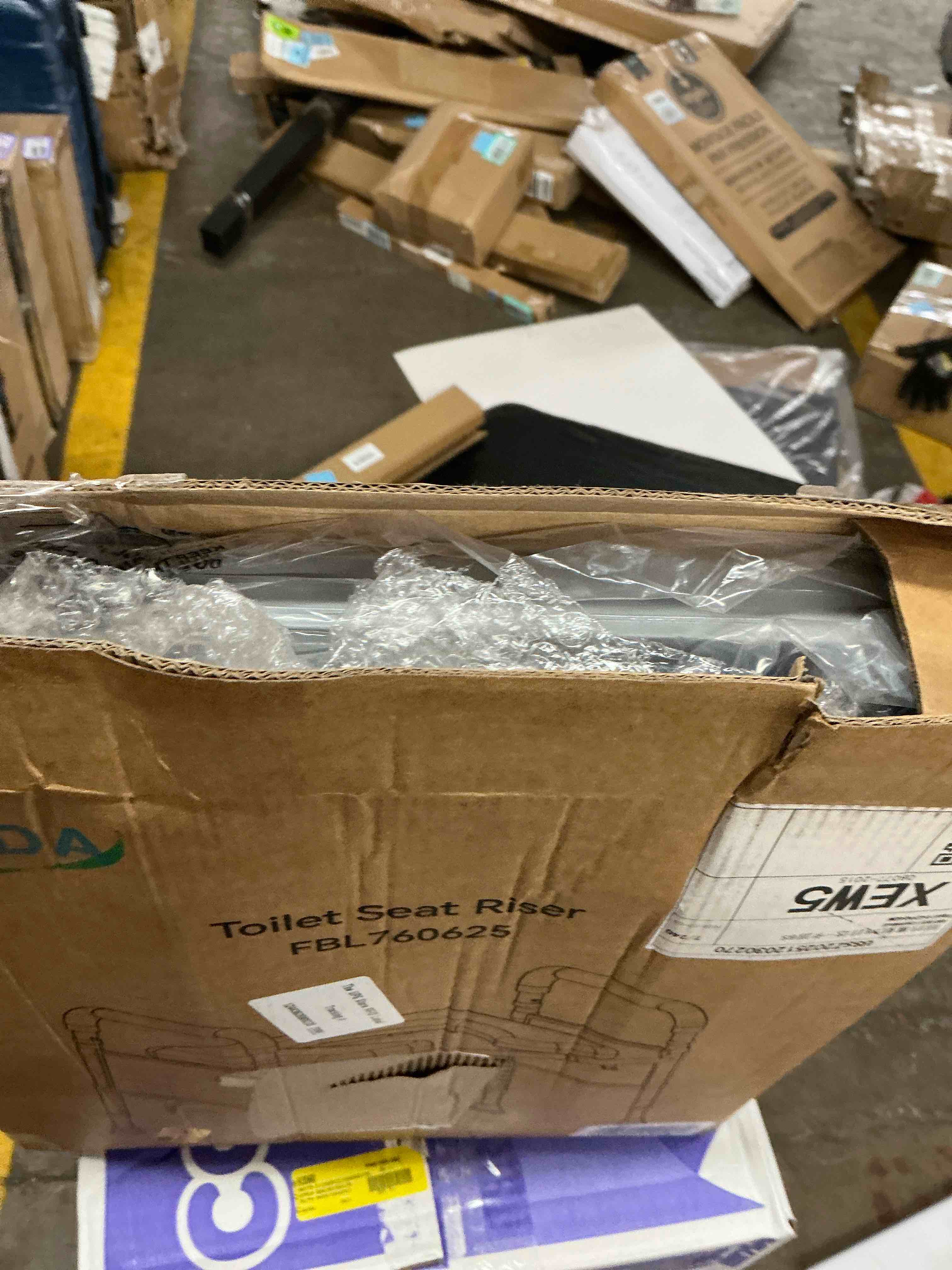 https://s3.amazonaws.com/lotting-images-prod/EmanualPiazza/TEA4017972_1776699560279.jpeg