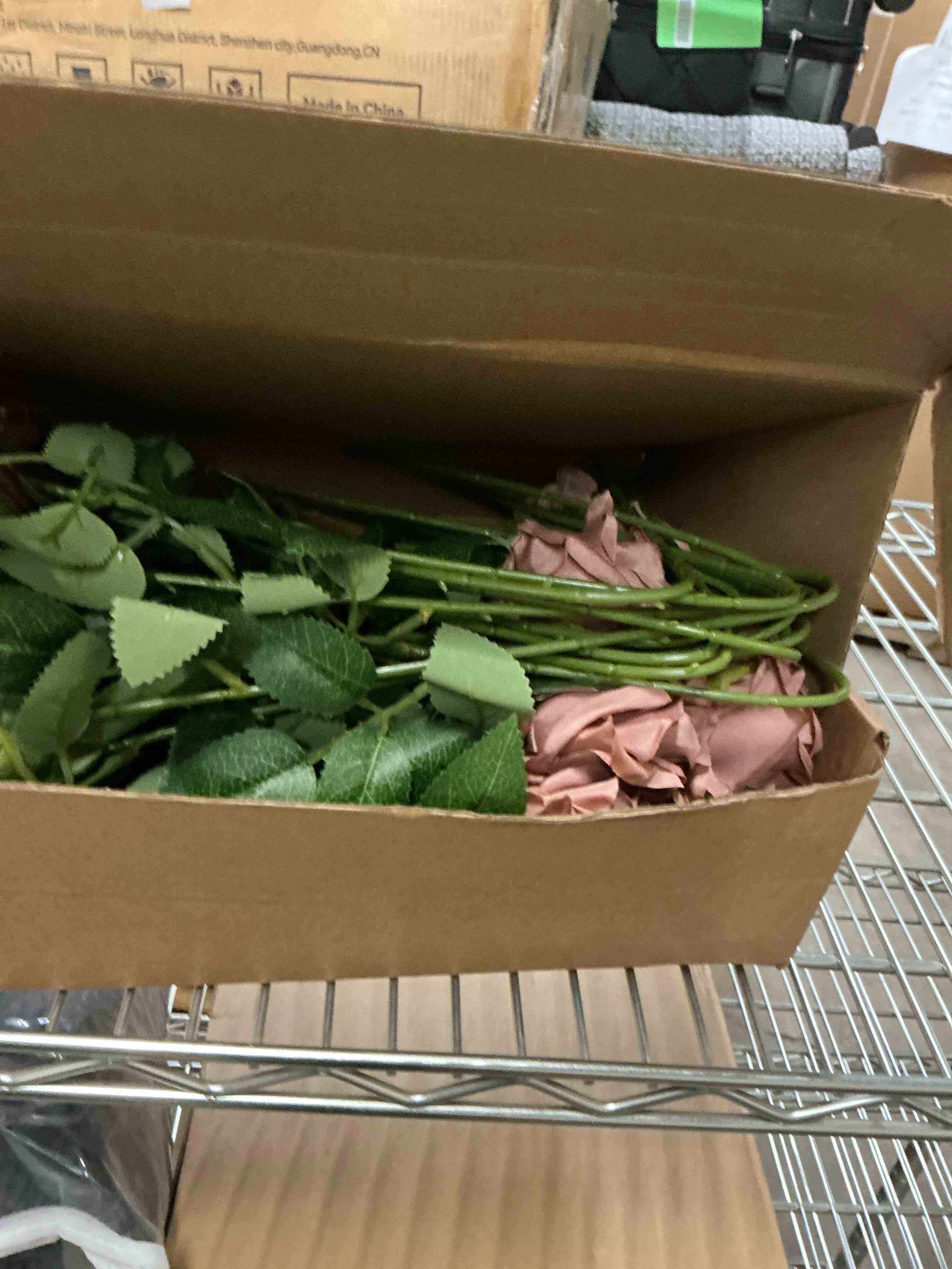 Condition photo showing Good Condition for 30 Pcs Rose Artificial Flowers in Bulk Real Touch Long Stem Silk Roses Bouquets Realistic Faux Flowers for Wedding Bridal Shower Home Decor Floral Arrangements Table Centerpiece(Dusty)