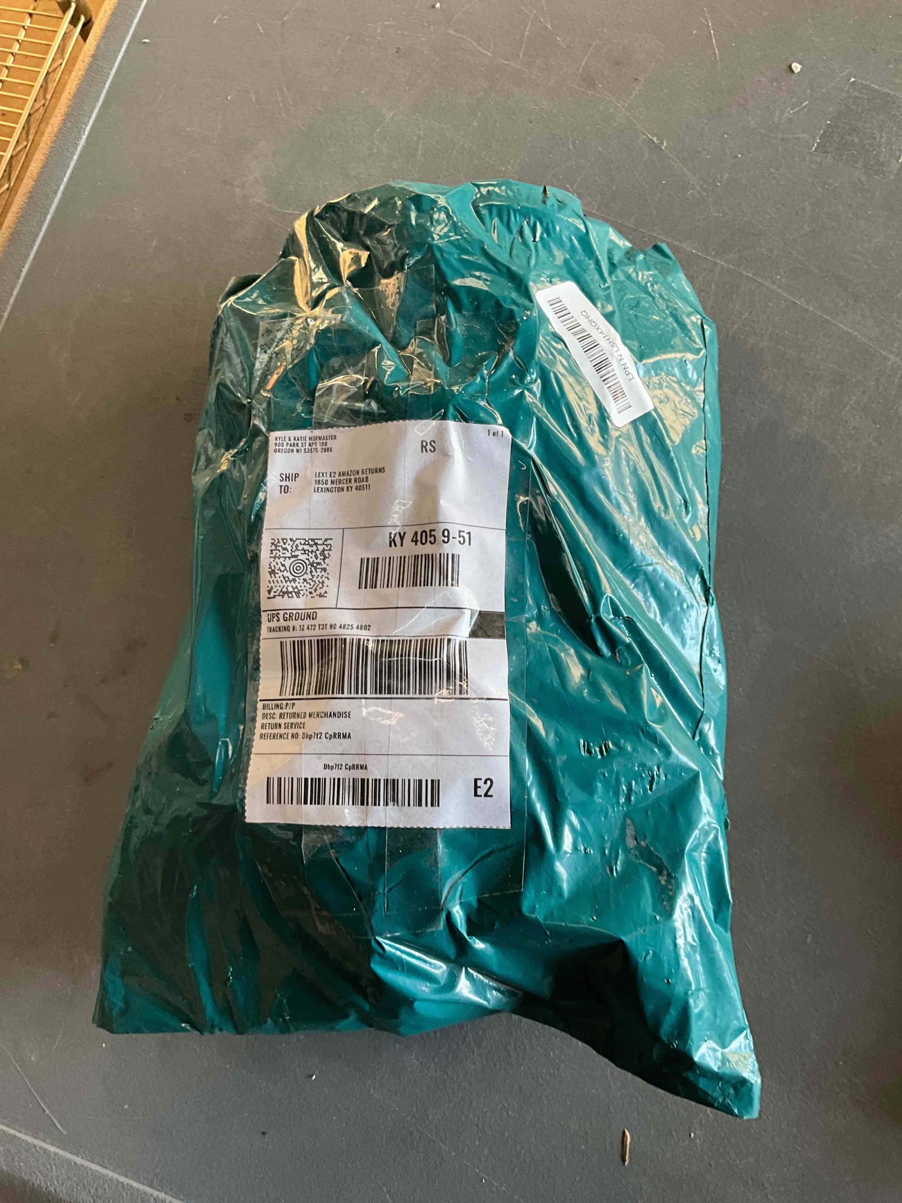 Condition photo showing Good Condition for Mr. Pen- Space Saving Hangers for Clothes, 20 pcs, Black, Plastic Multi Clothes Hangers Space Saving, 6 Slots, 360° Rotating Hooks 10.6 inches (W) x 4.5 inches (H)