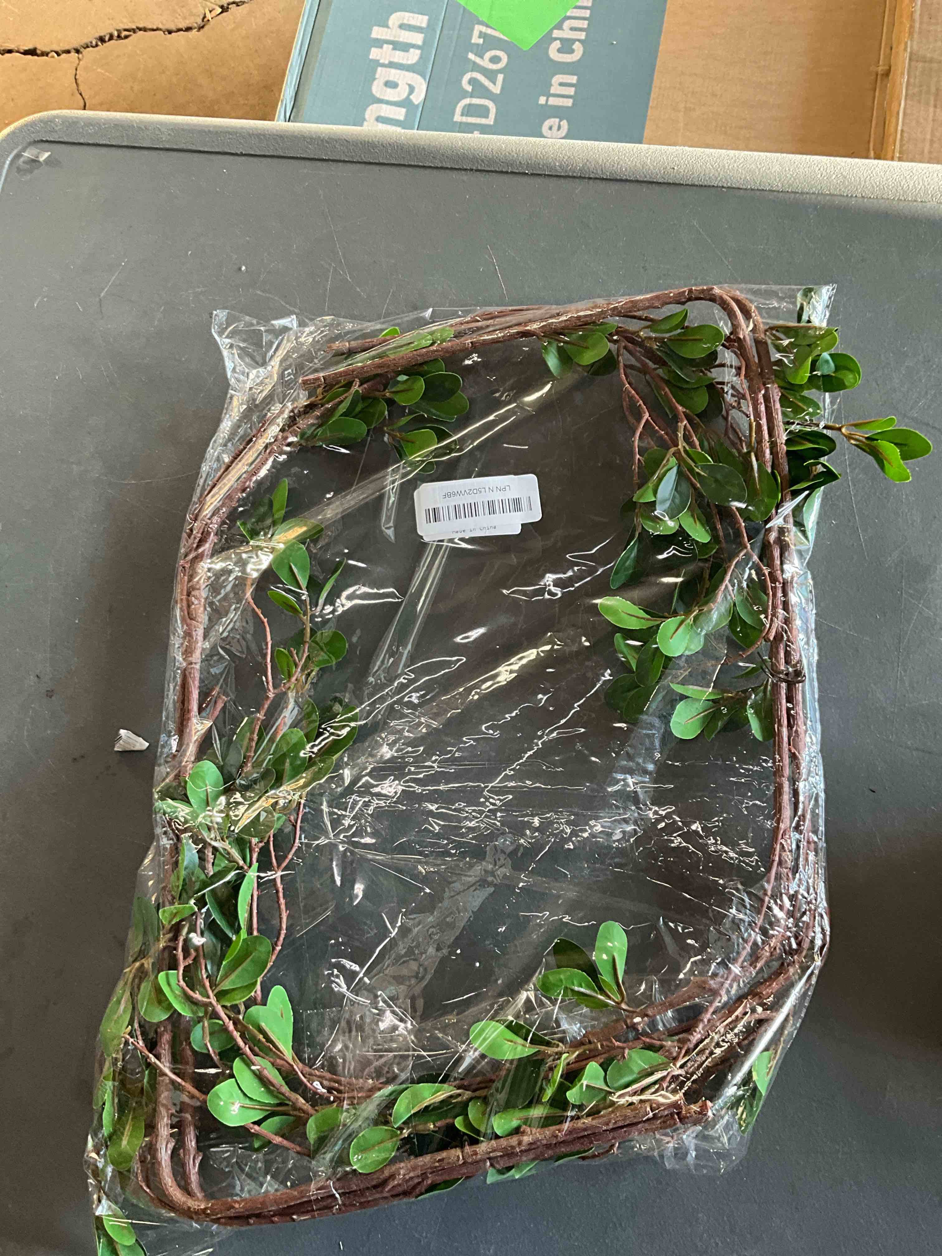 Condition photo showing Good Condition for EDIMENS 4 Packs 41.7 Inch Artificial Ficus Branches Faux Stems Eucalyptus Branches Faux Leaf Spray Green Ficus Twig Stems Greenery Stems Faux Branches for Vase Filler Home Office Wedding Decoration