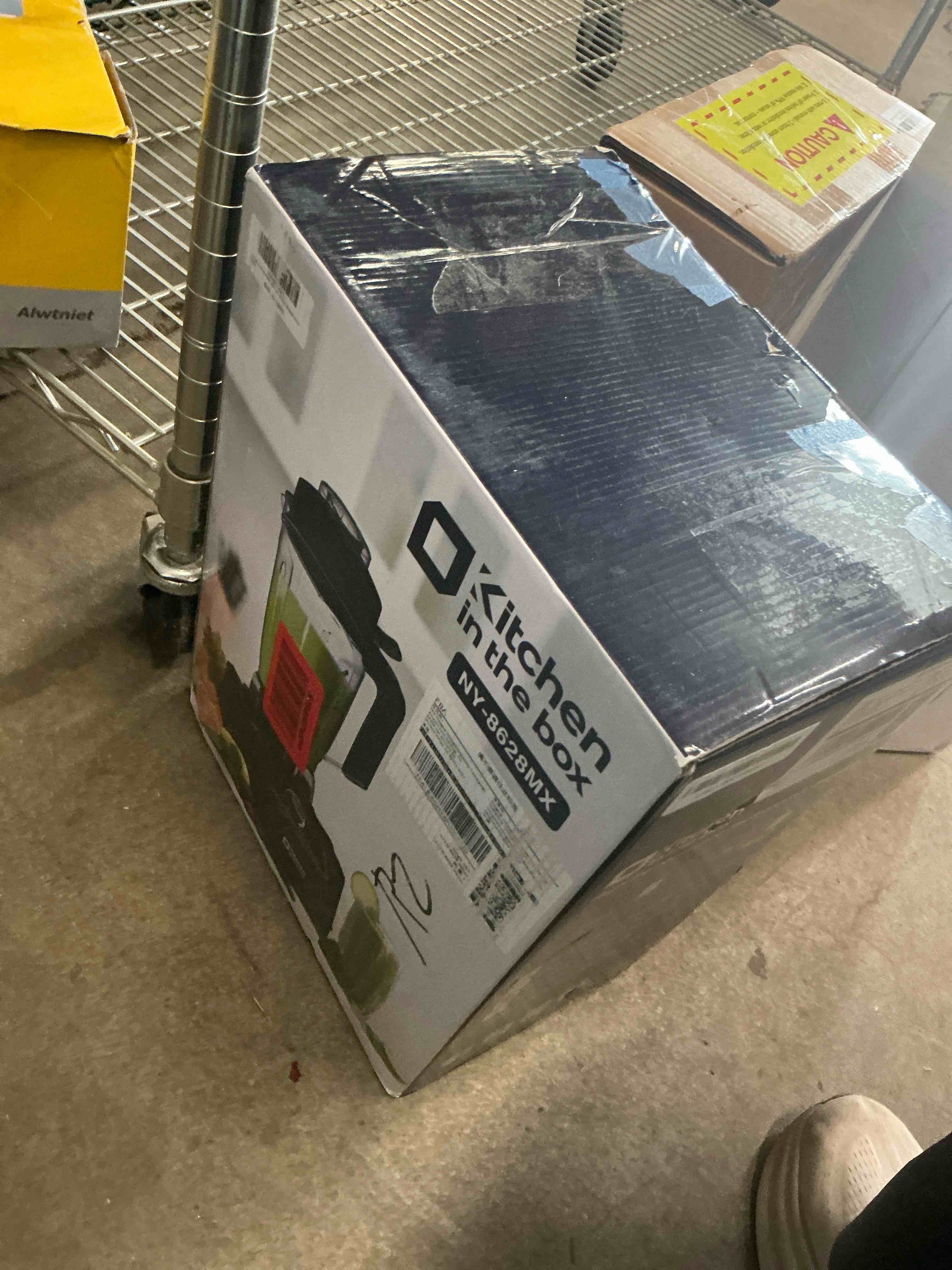 Condition photo showing Good Condition for Powerful Blender for Kitchen 1500W, 68 Oz Large Capacity Countertop Blender for Smoothie with Stainless Steel Blades, BPA Free, Frozen Drinks, Ice Crush, Protein Shakes (Silver)