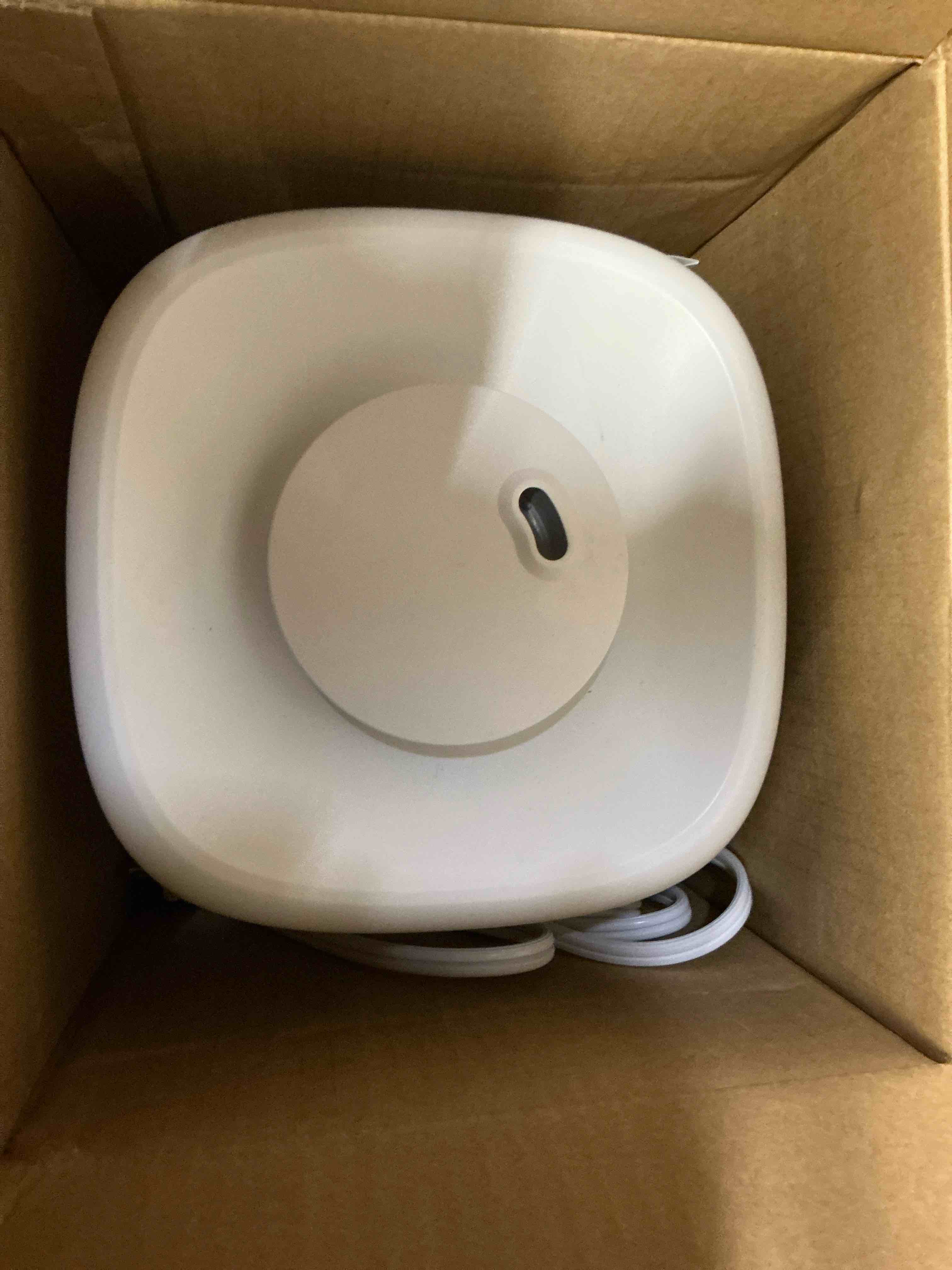 Condition photo showing Good Condition for LEVOIT Top Fill Humidifiers for Bedroom, 2.5L Tank for Large Room, Easy to Fill & Clean, 28dB Quiet Cool Mist Air Humidifier for Home Baby Nursery & Plants, Auto Shut-off for Safety, 25H White