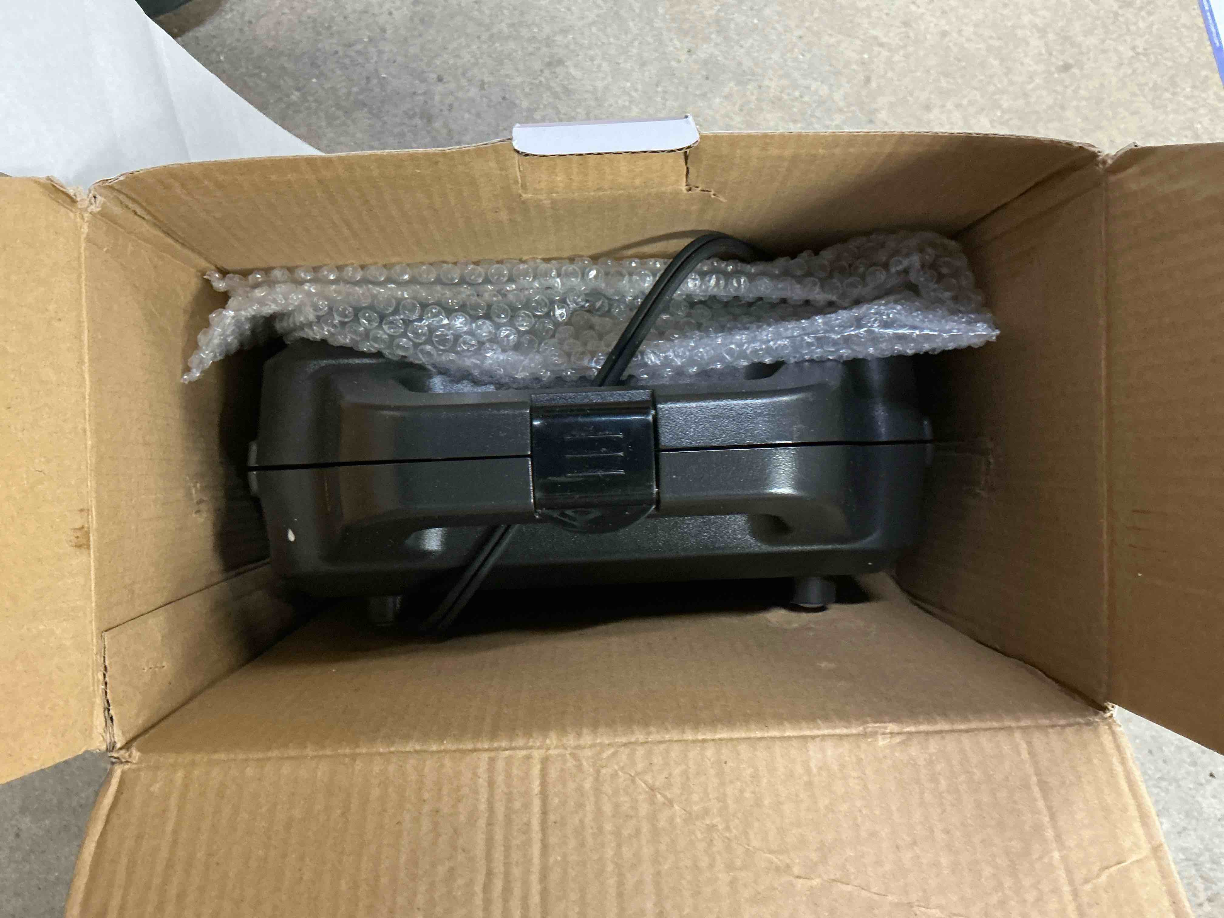 Condition photo showing Good Condition for 2 in 1 Mini Waffle Maker with Removable Plates, Panini Press Sandwich Maker, Sandwich Press, Waflera Electrica, Sandwichera Electrica, 4 X 4 Inch Classic Waffle Maker for Kids, Graphite 2 In 1 Waffle Maker (Graphite)