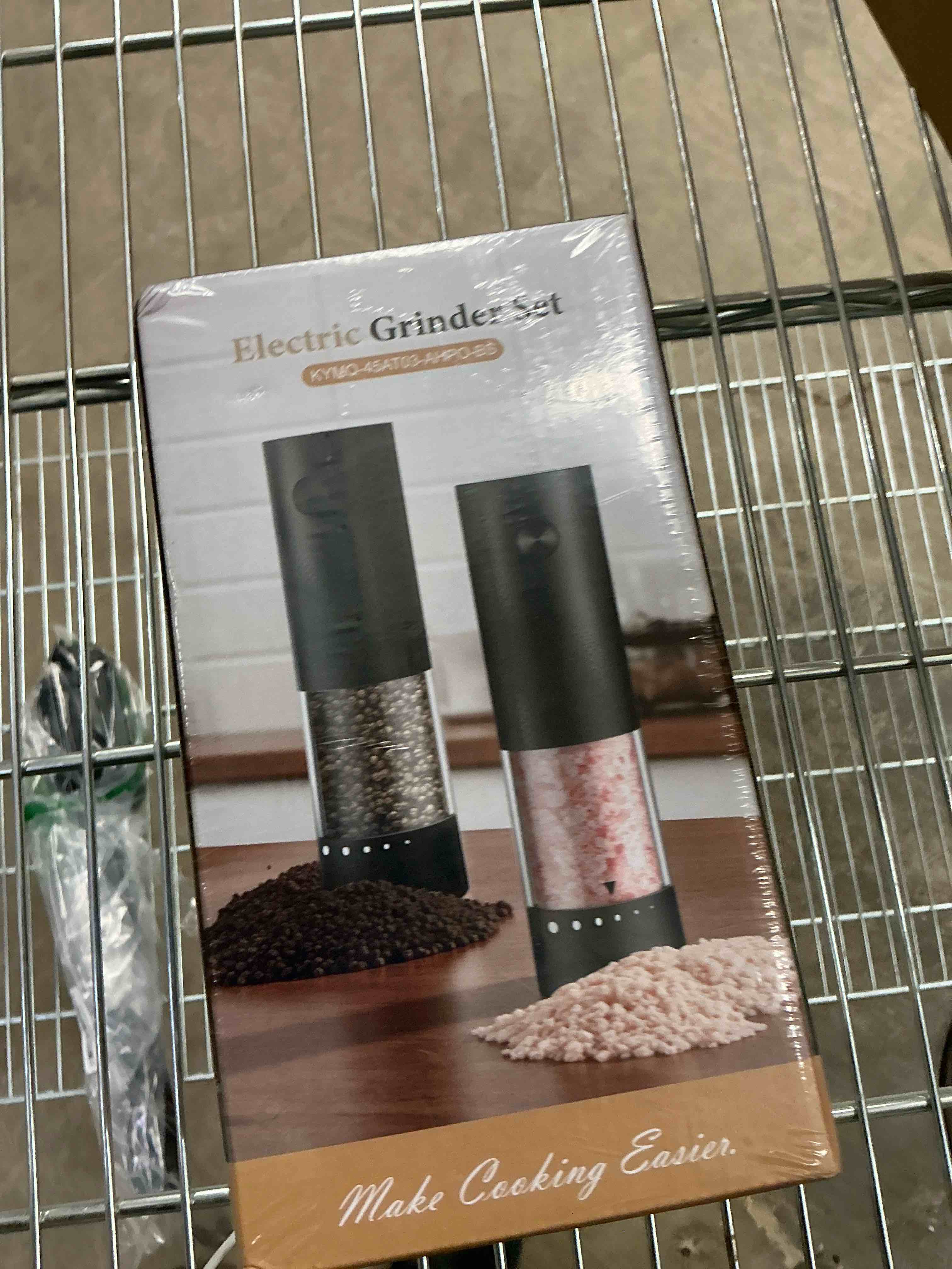 Condition photo showing New/Like New for Electric Salt and Pepper Grinder Set - Rechargeable Automatic Salt and Pepper Shakers, Kitchen Appliances with External Adjustable Coarseness, Larger Hopper for Cooking, Home Gifts(2 Pack,Black/Black)