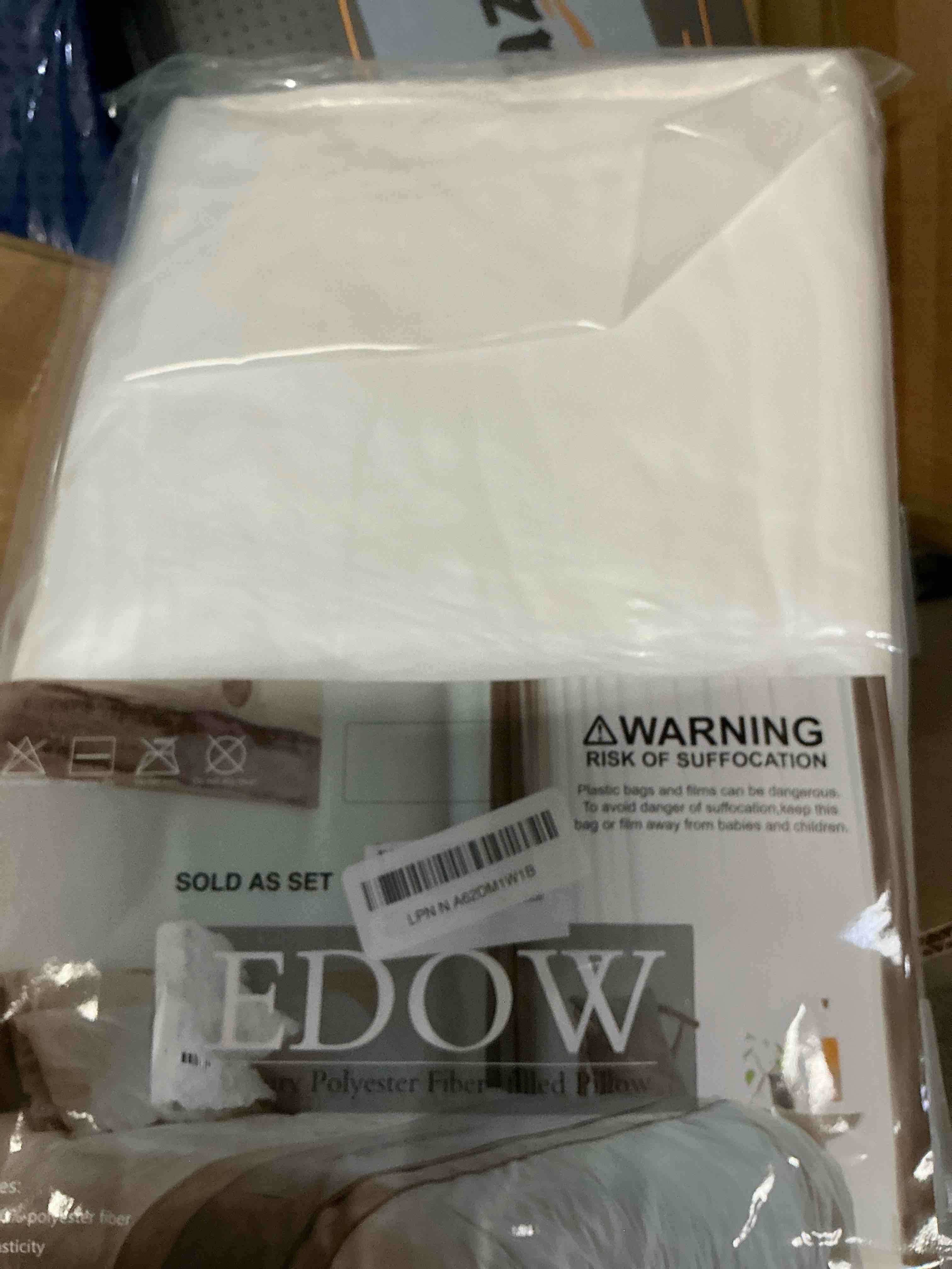 Condition photo showing New/Like New for EDOW Throw Pillow Insert, Lightweight?Soft Polyester Down Alternative Decorative Pillow, Sham Stuffer, Machine Washable. (White, 18x18) 18"x18"