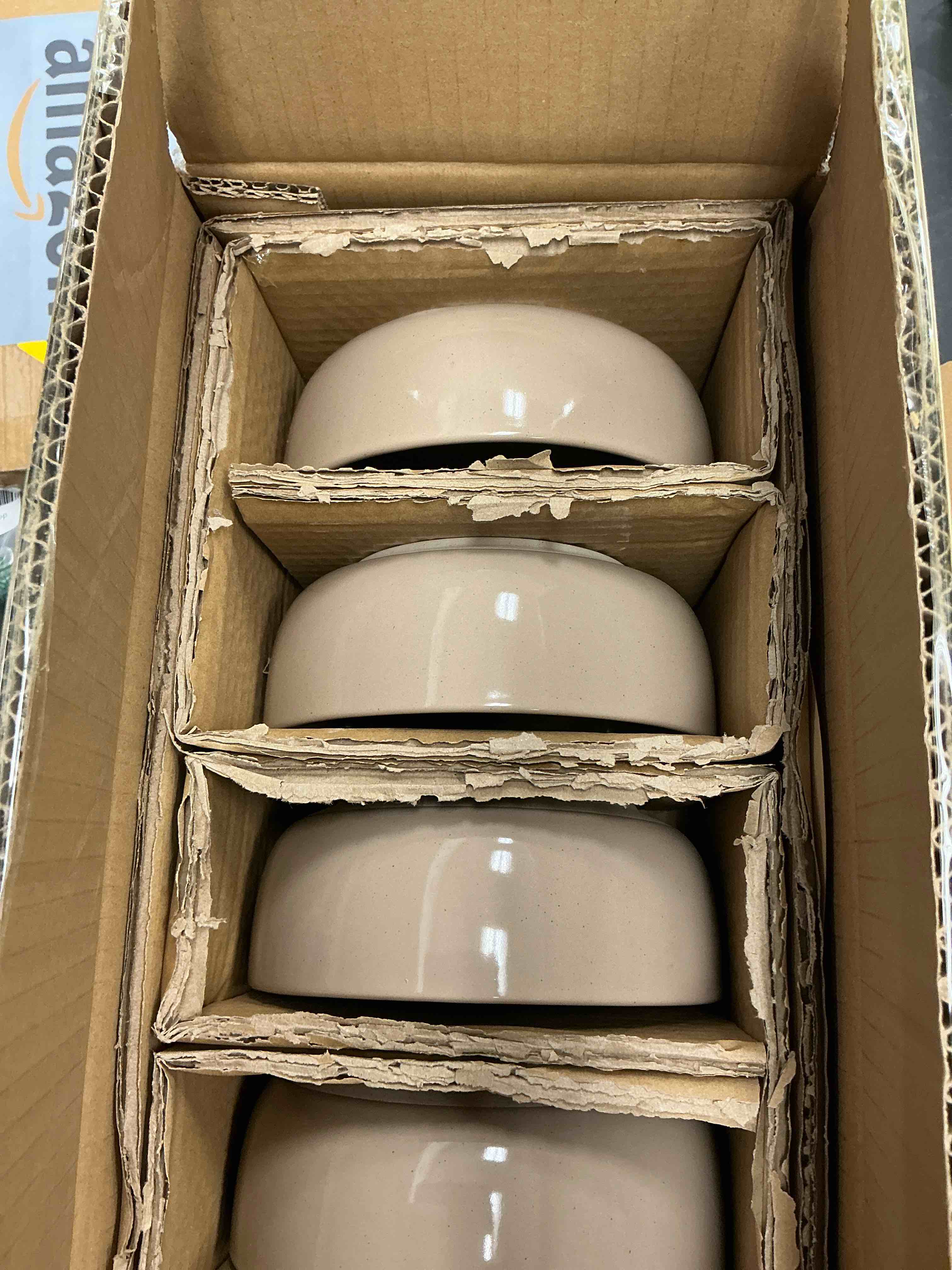 Condition photo showing New/Like New for famiware Milkyway Cereal Bowl, Soup Bowls for 4, 25 Ounce Bowls Set for Kitchen, Bowl Set for Cereal Soup Rice Pasta Salad Oatmeal, Cinnamon Brown Cinnamon Brown Milkyway Set of 4