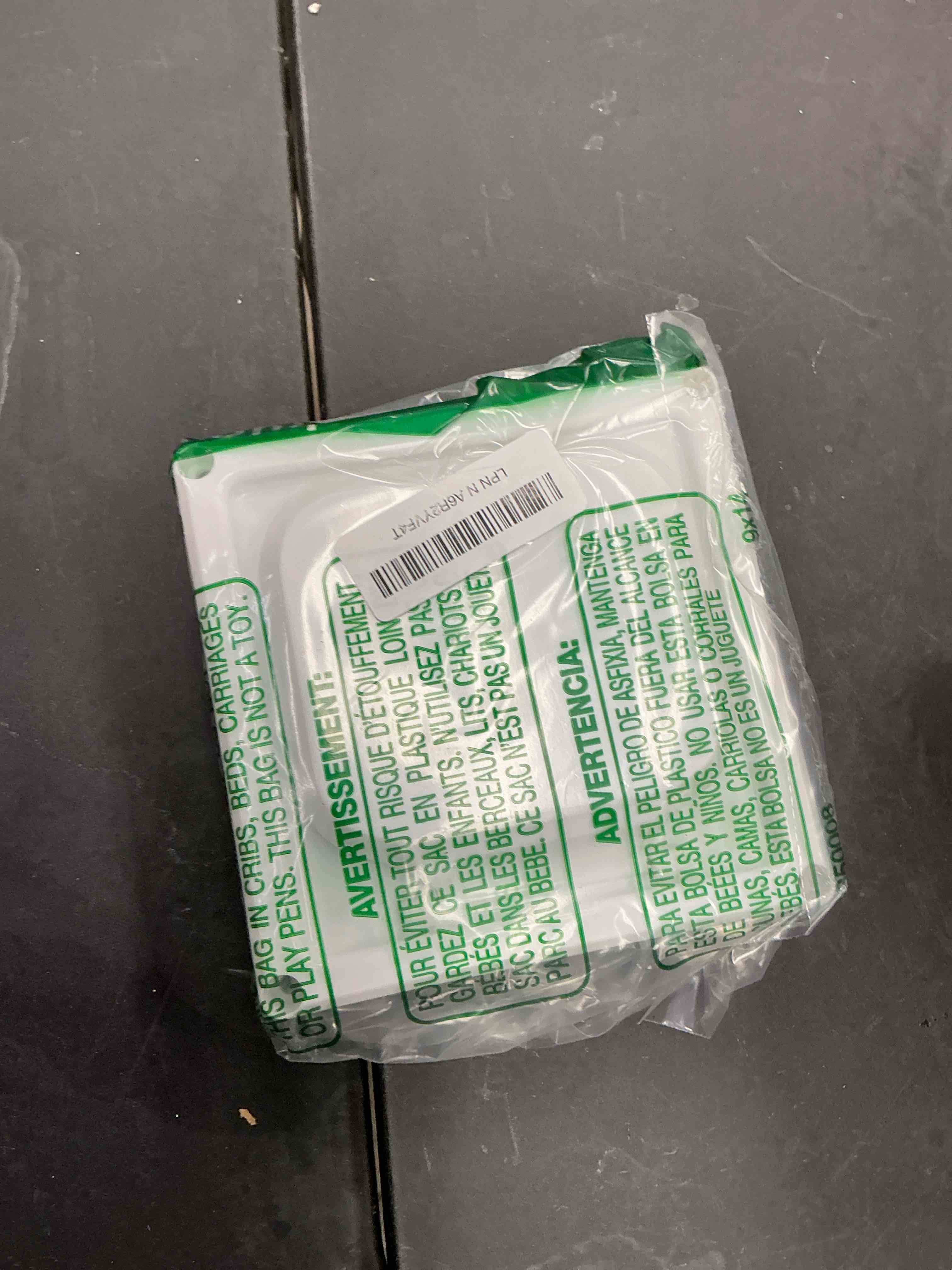 Condition photo showing New/Like New for Dryer Vent Cover Outside 4 inch, Magnetic Door Design, Durable Airflow Vent with Lint Trap Screen, Thickened Material, 7 inch x 7 inch Size, White