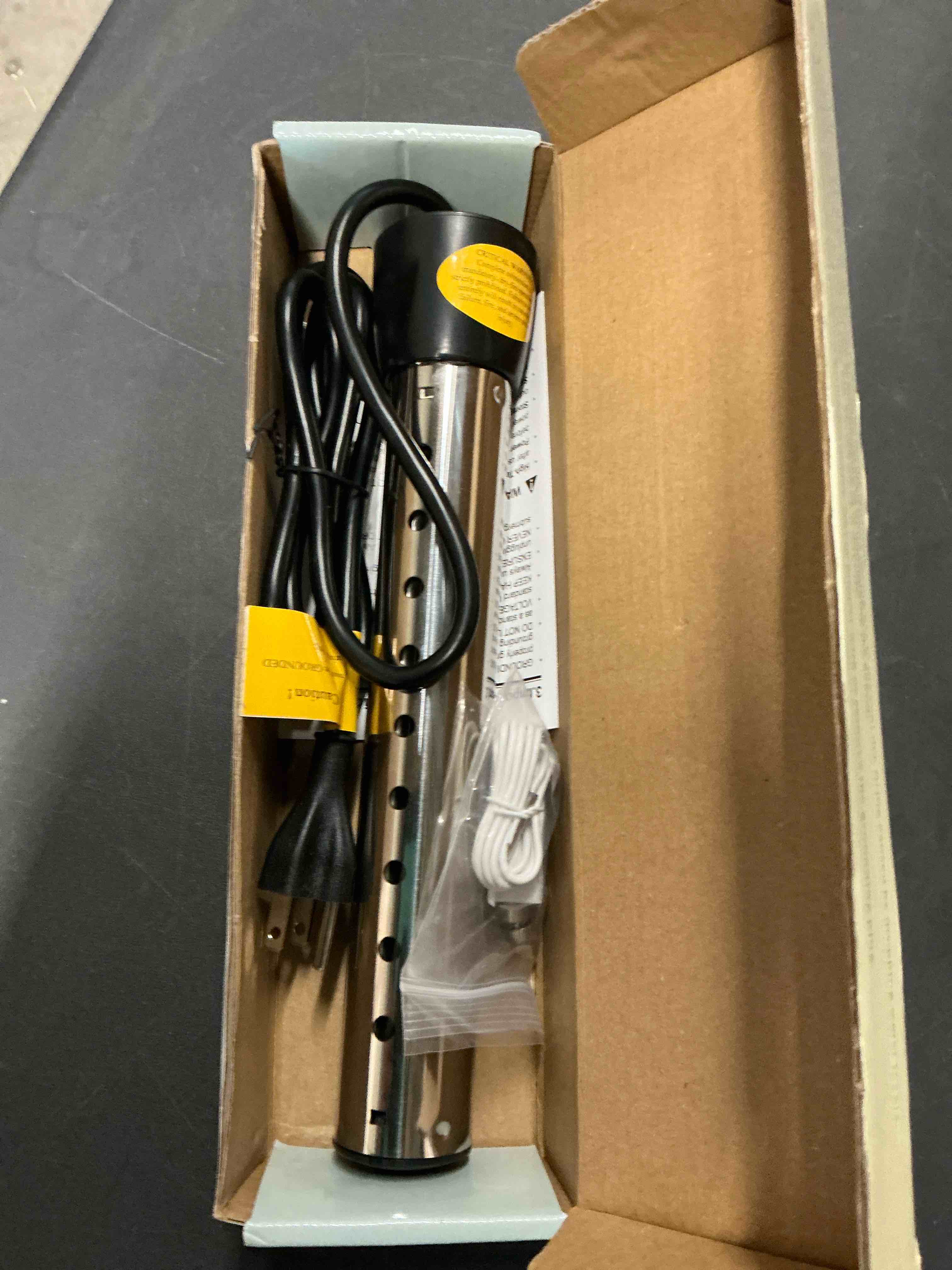 Condition photo showing Good Condition for 2000W Immersion Water Heater Electric,Portable Water Heater with 304 S S Guard and LCD Thermometer, Anti-Scald, Fast Heating in Minutes Suitable for Bathtub and Bucket