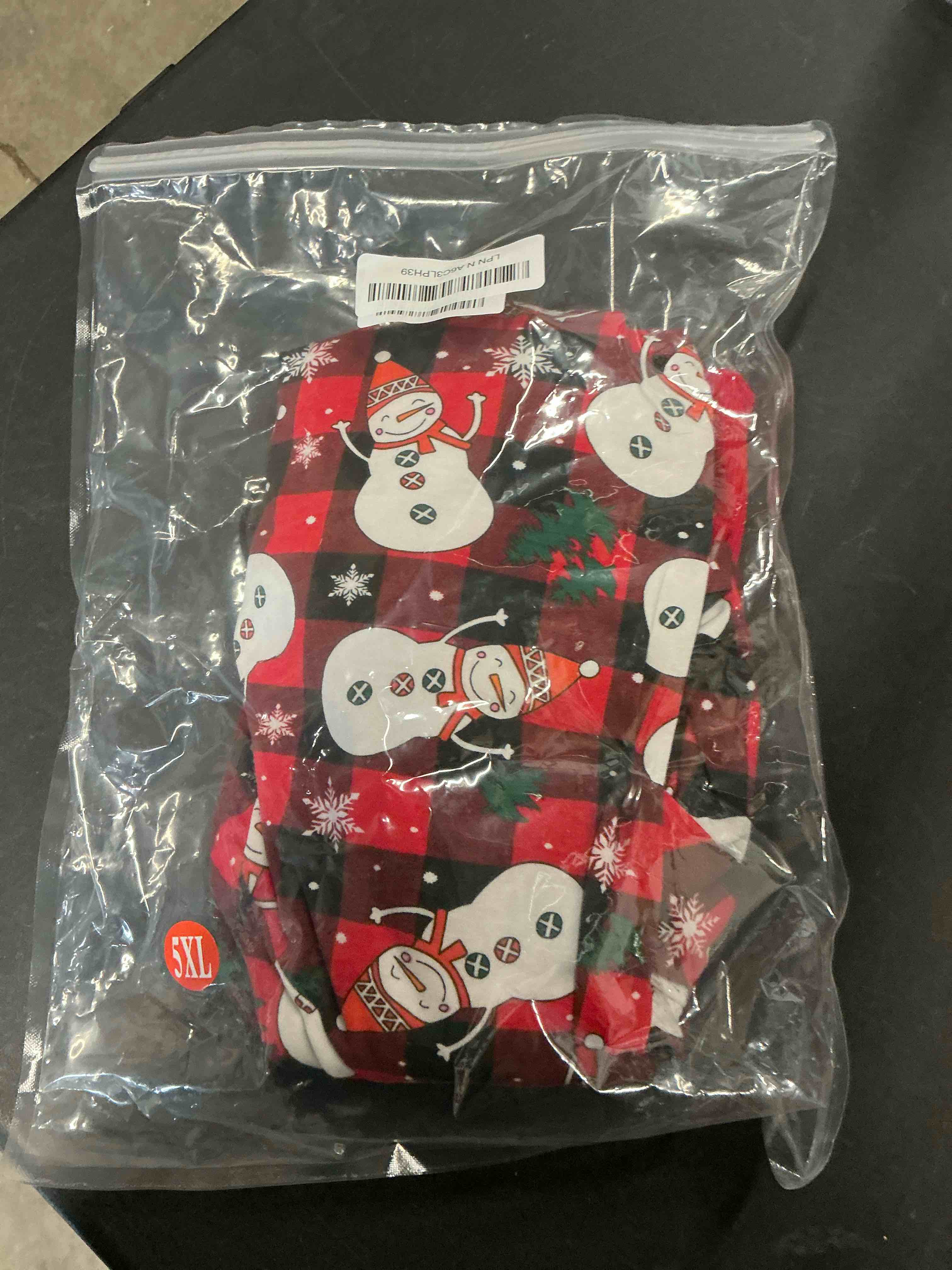 Condition photo showing Good Condition for Yeapeeto Dog Recovery Suit After Surgery Soft Long Sleeve Dog Neuter Shirt Cone Alternatives, Prevent Licking Dog Surgical Onesies for Large Medium Dog Shedding Suit (5X-Large, Xmas Snowman) 5X-Large Xmas Snowman