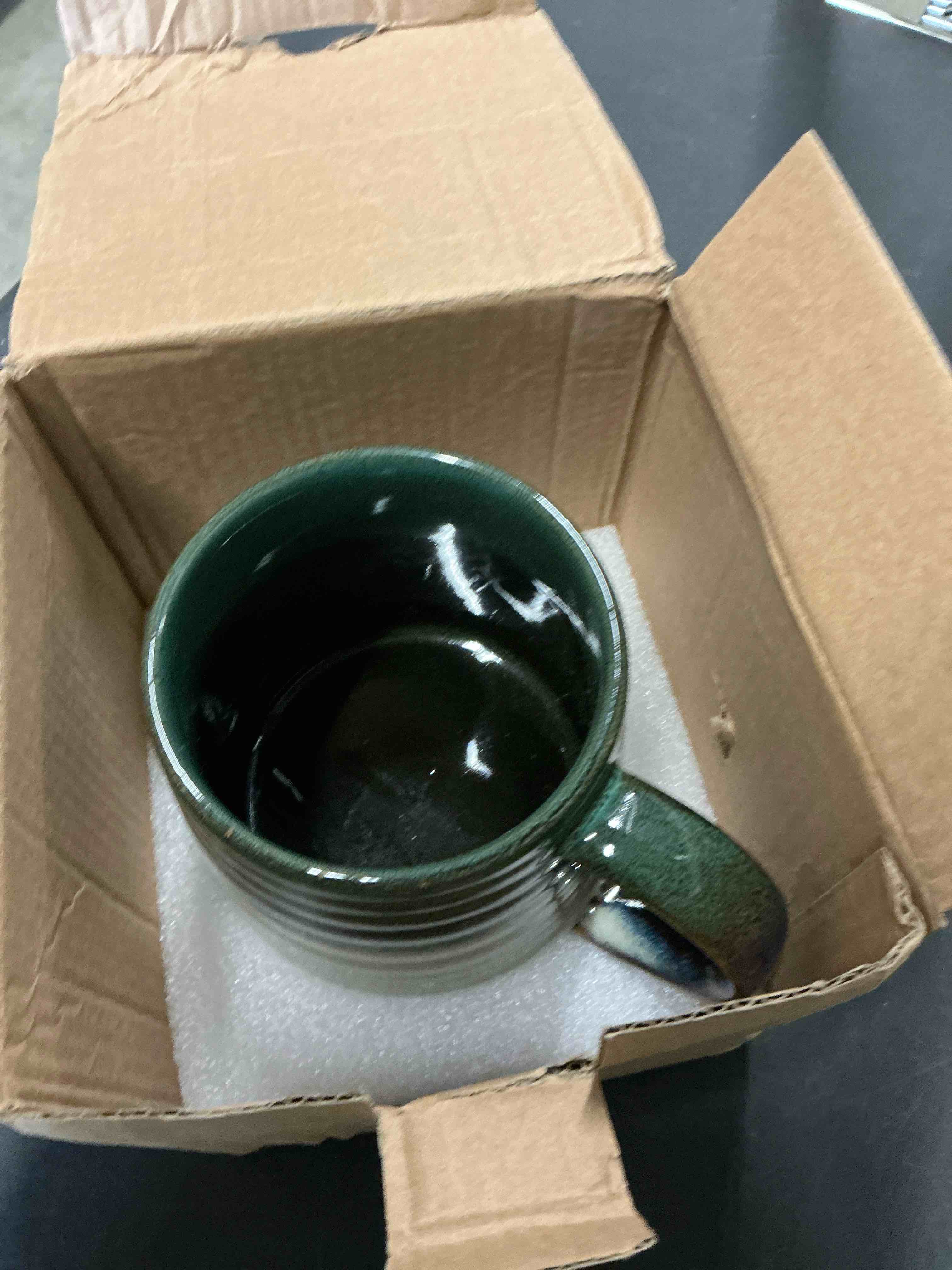 Condition photo showing New/Like New for wewlink Large Ceramic Coffee Mug, Pottery Mug,Tea Cup for Office and Home,Handmade Pottery Coffee Mugs,16.5 Oz,Dishwasher and Microwave Safe,kiln altered glaze craft (Dark Green) drak green