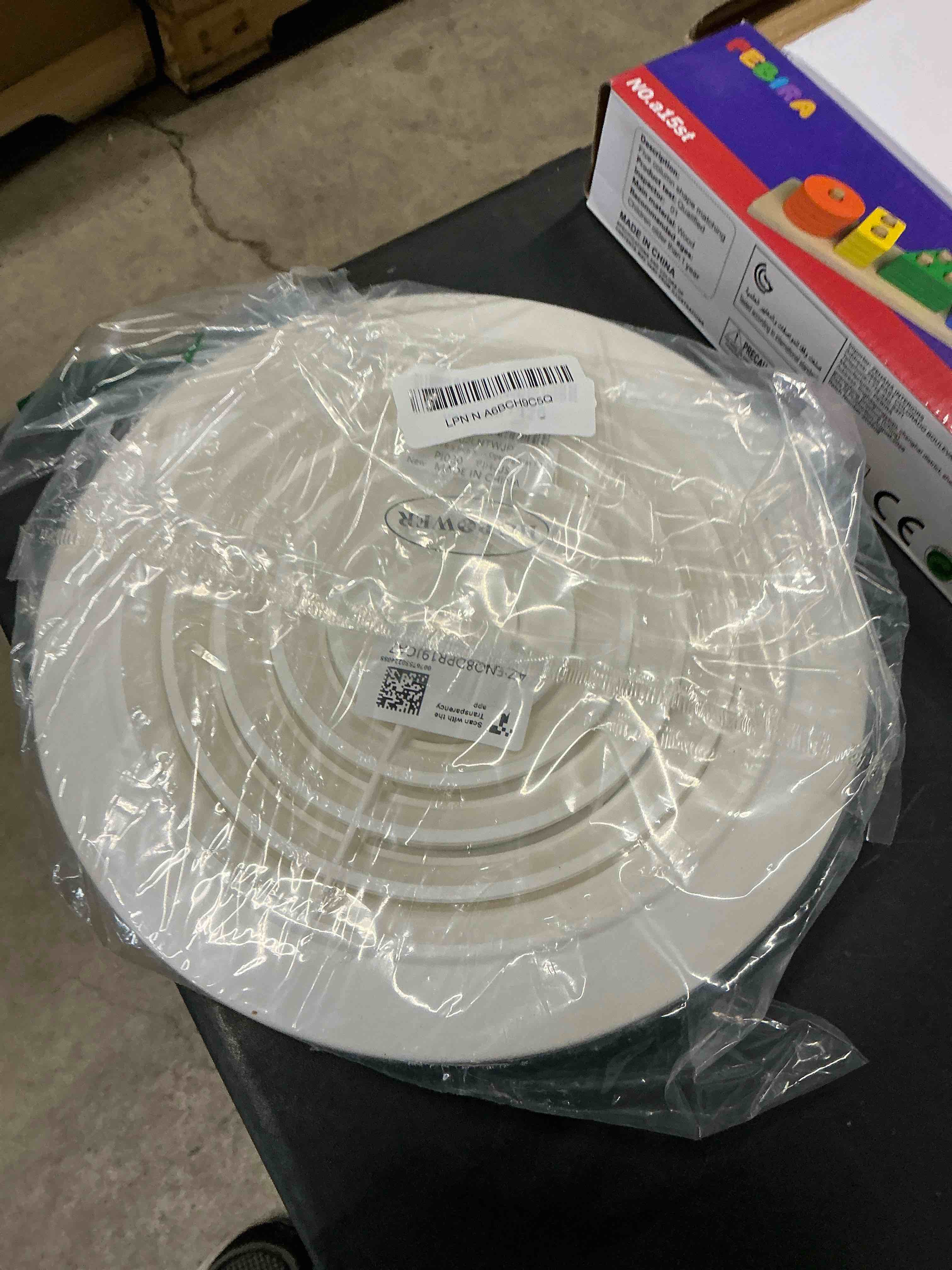 Condition photo showing Good Condition for HG POWER 8 Inch Soffit Vent?Round Air Vent Cover with Louver, ABS Adjustable Ceiling Vent Covers for Living Room, Bathroom, Kitchen, Greenhouse, Ventilation System, White - Opening Size 7.28"