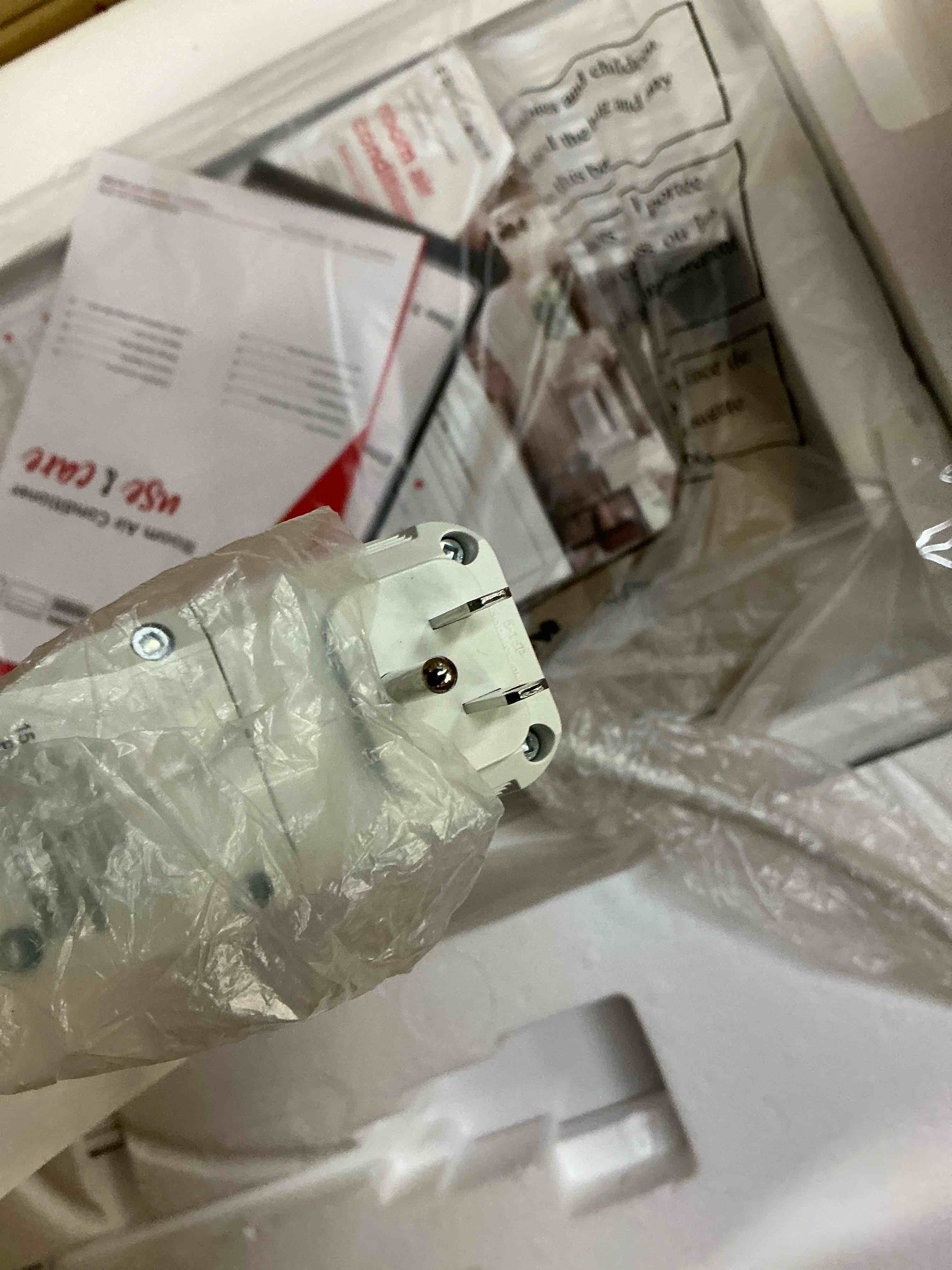 Condition photo showing New/Like New for Frigidaire 8,000 BTU Smart Window Air Conditioner with Wi-Fi, Cools Up to 350 Sq. Ft., Remote Control, Quiet Operation, Eco Mode, 3 Fan Speeds, White New 2024 8,000 BTU