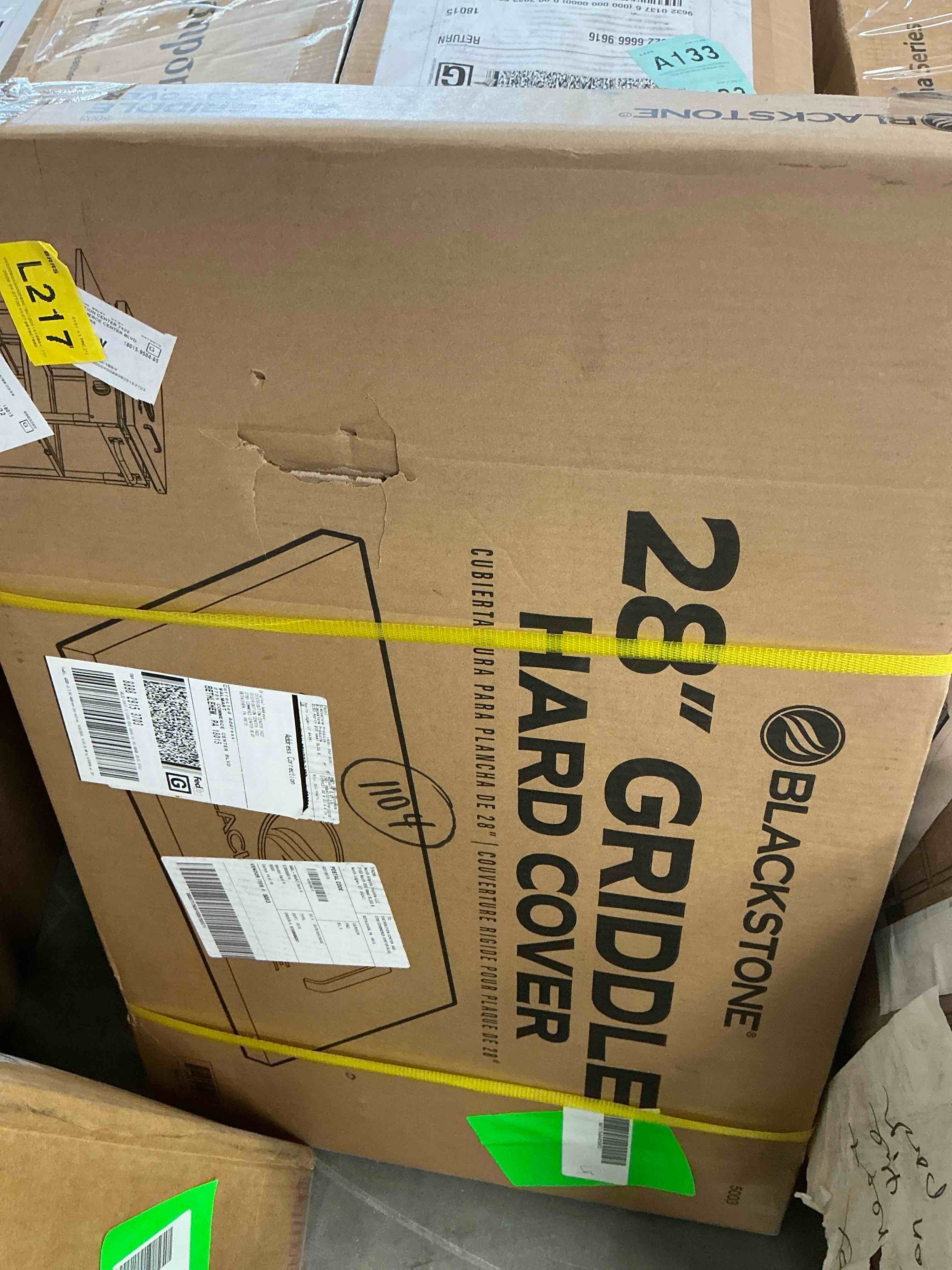 Condition photo showing New/Like New for blackstone 28 griddle hard cover (model 5003) for front or rear grease models black
